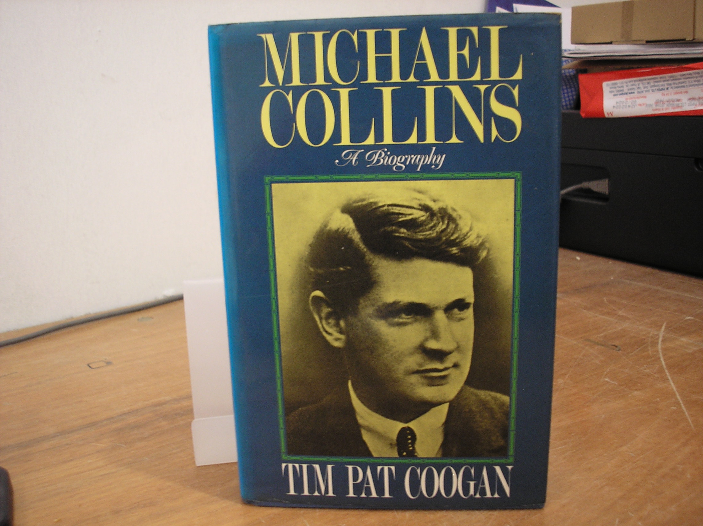 Image 0 of Michael Collins A Biography