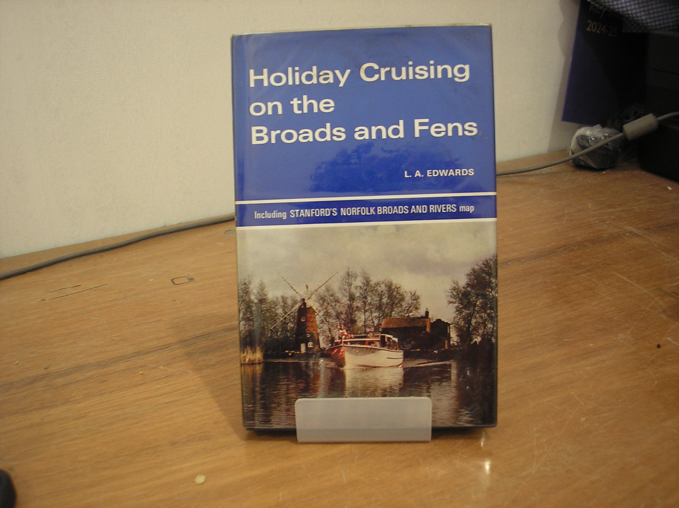 Image 0 of Holiday Cruising on the Broads and Fens