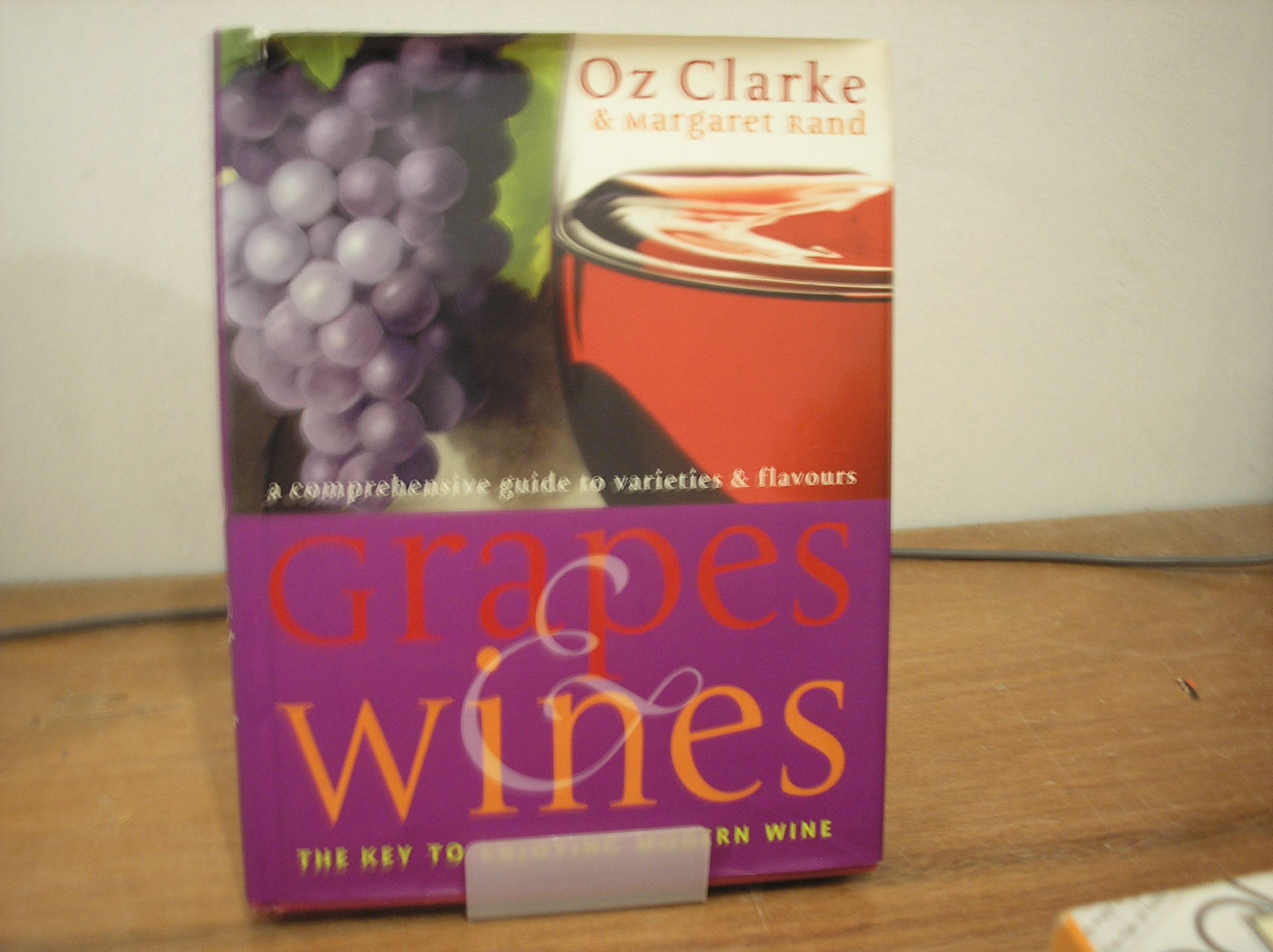 Image 0 of Grapes and Wines
