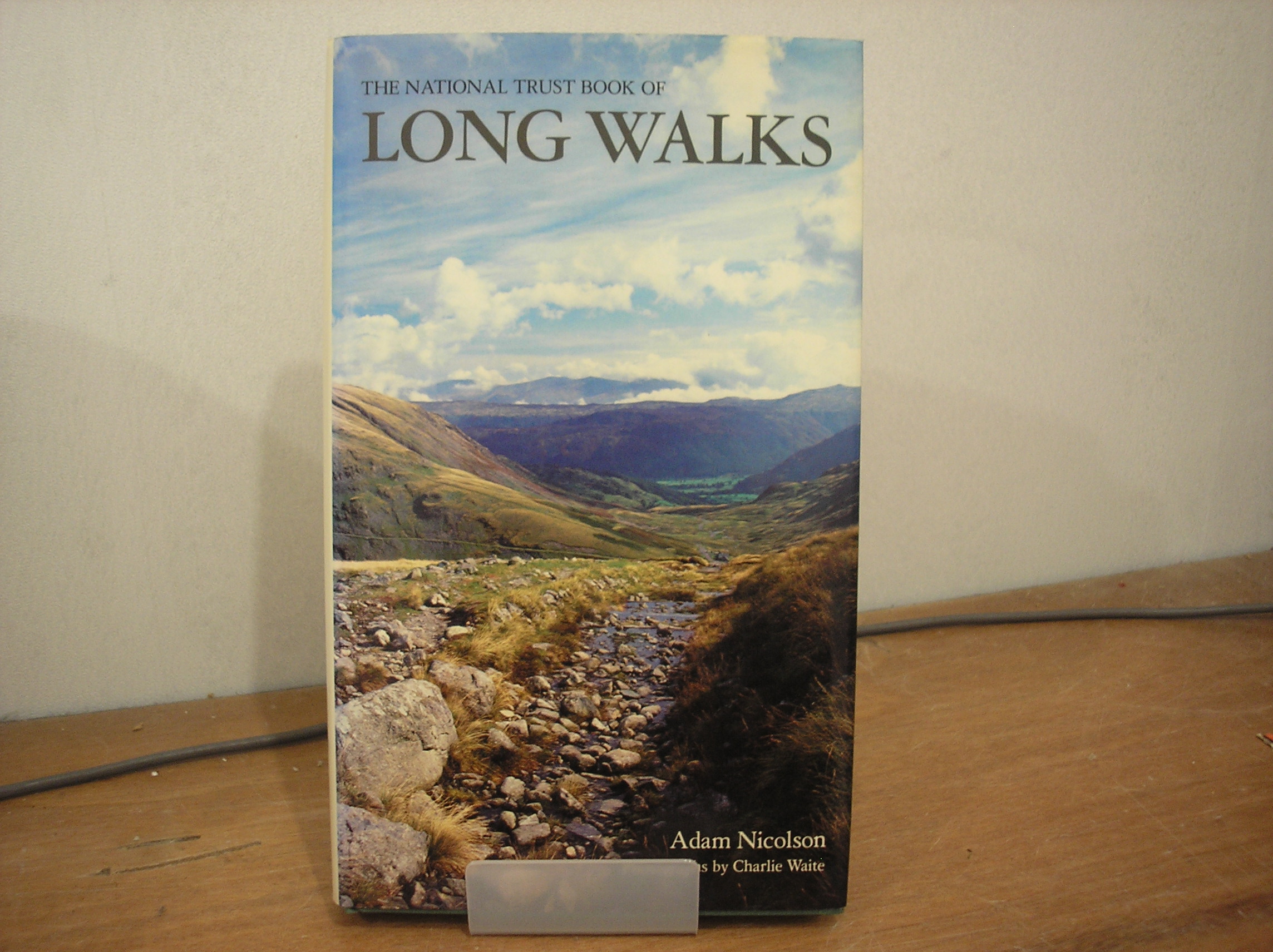 Image 0 of The National Trust Book of Long Walks