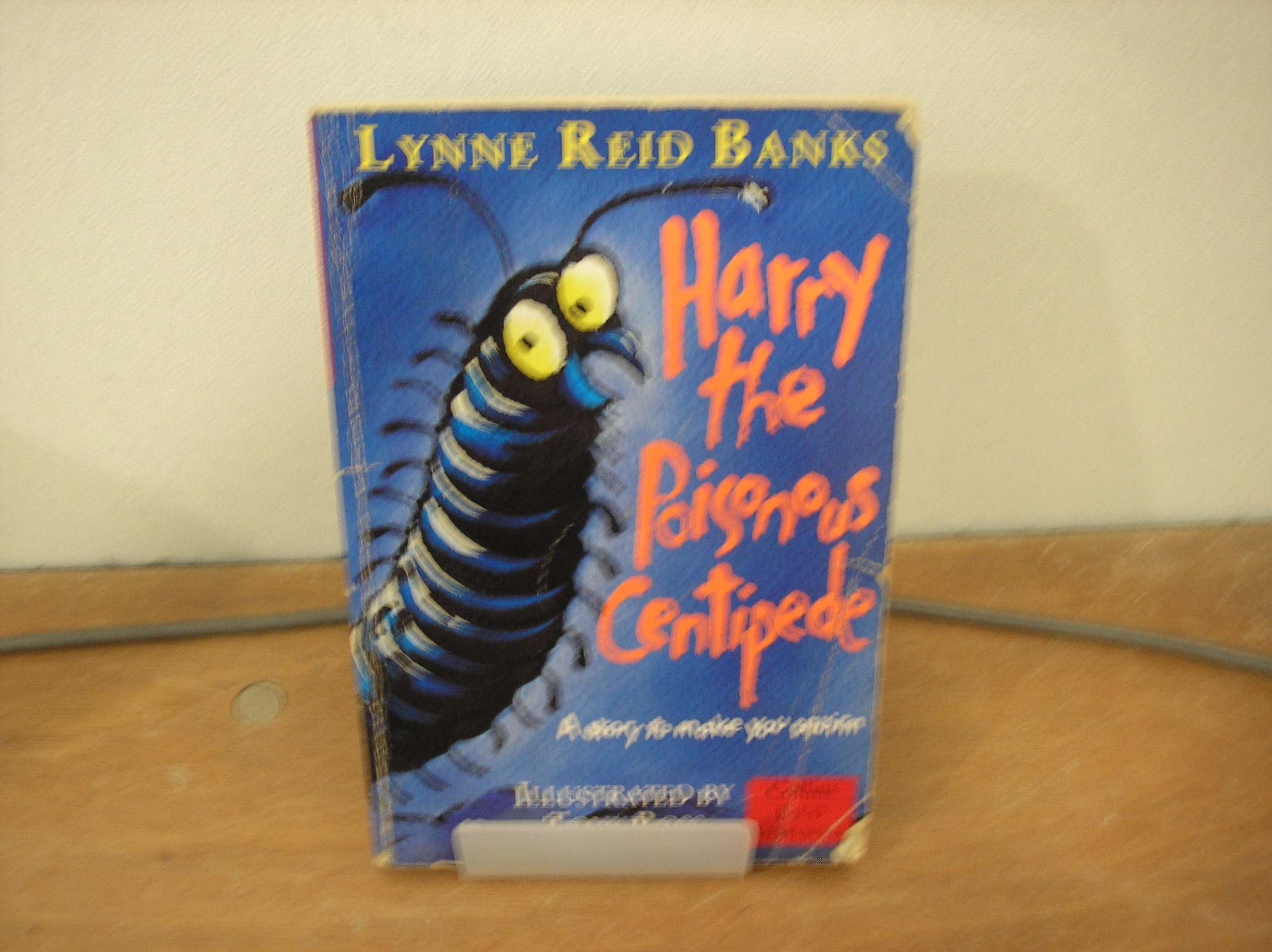 Image 0 of Harry The Poisonous Centipede Collins Red Storybook