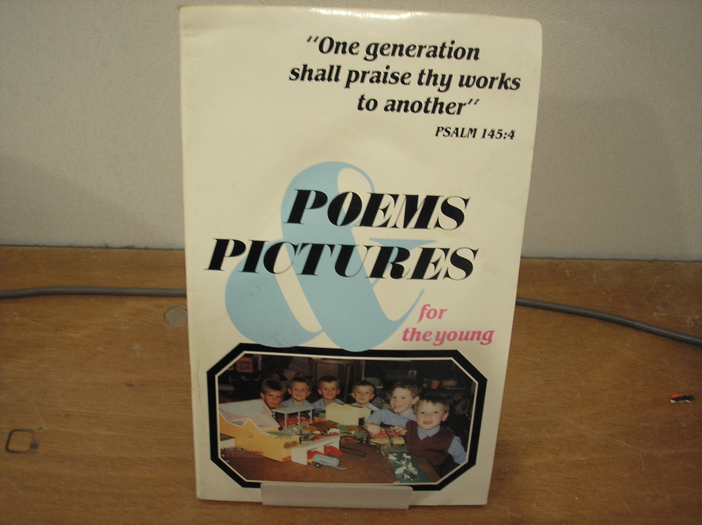 Image 0 of Poems & Pictures for the Young