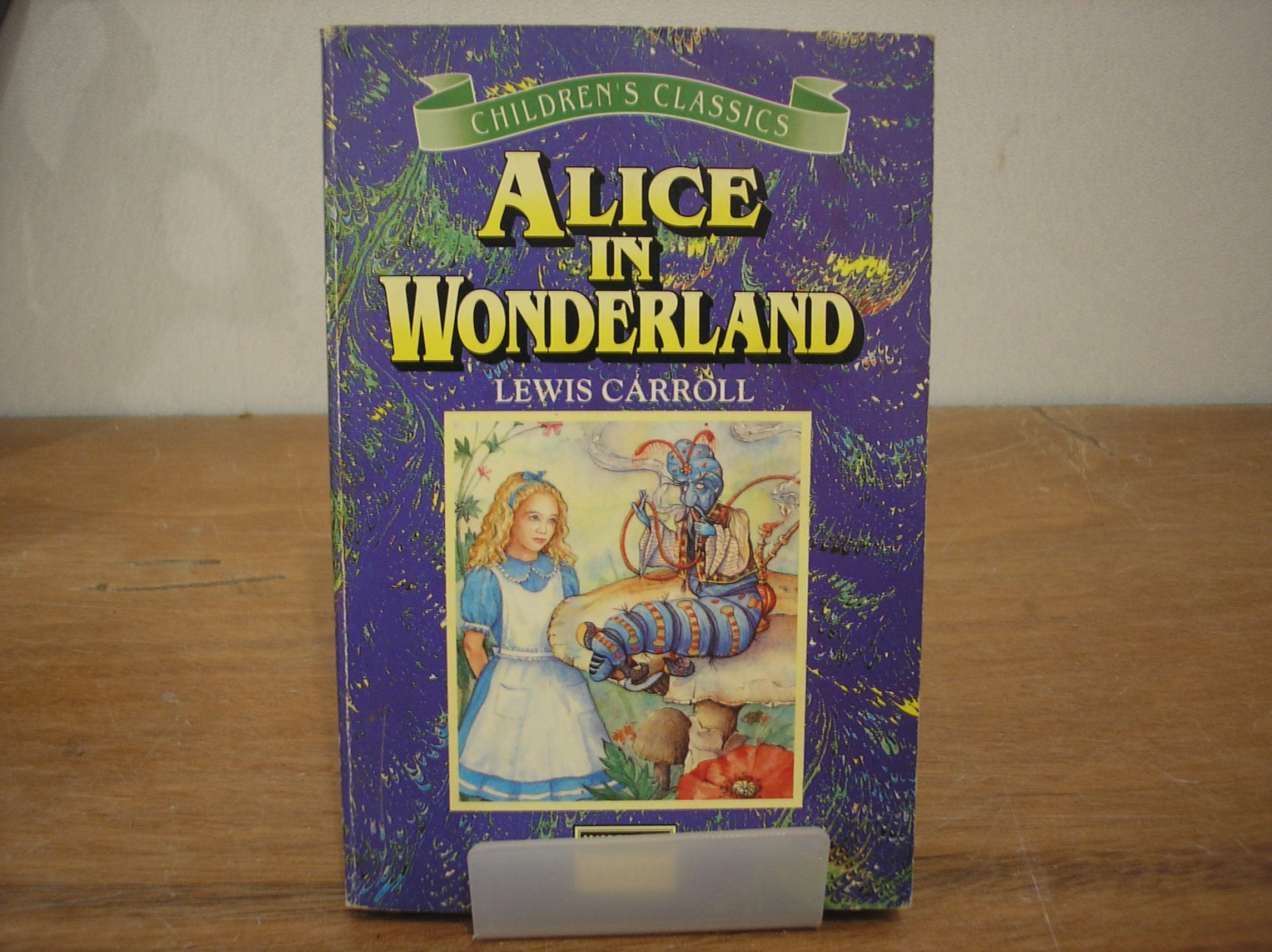 Image 0 of Alice in Wonderland