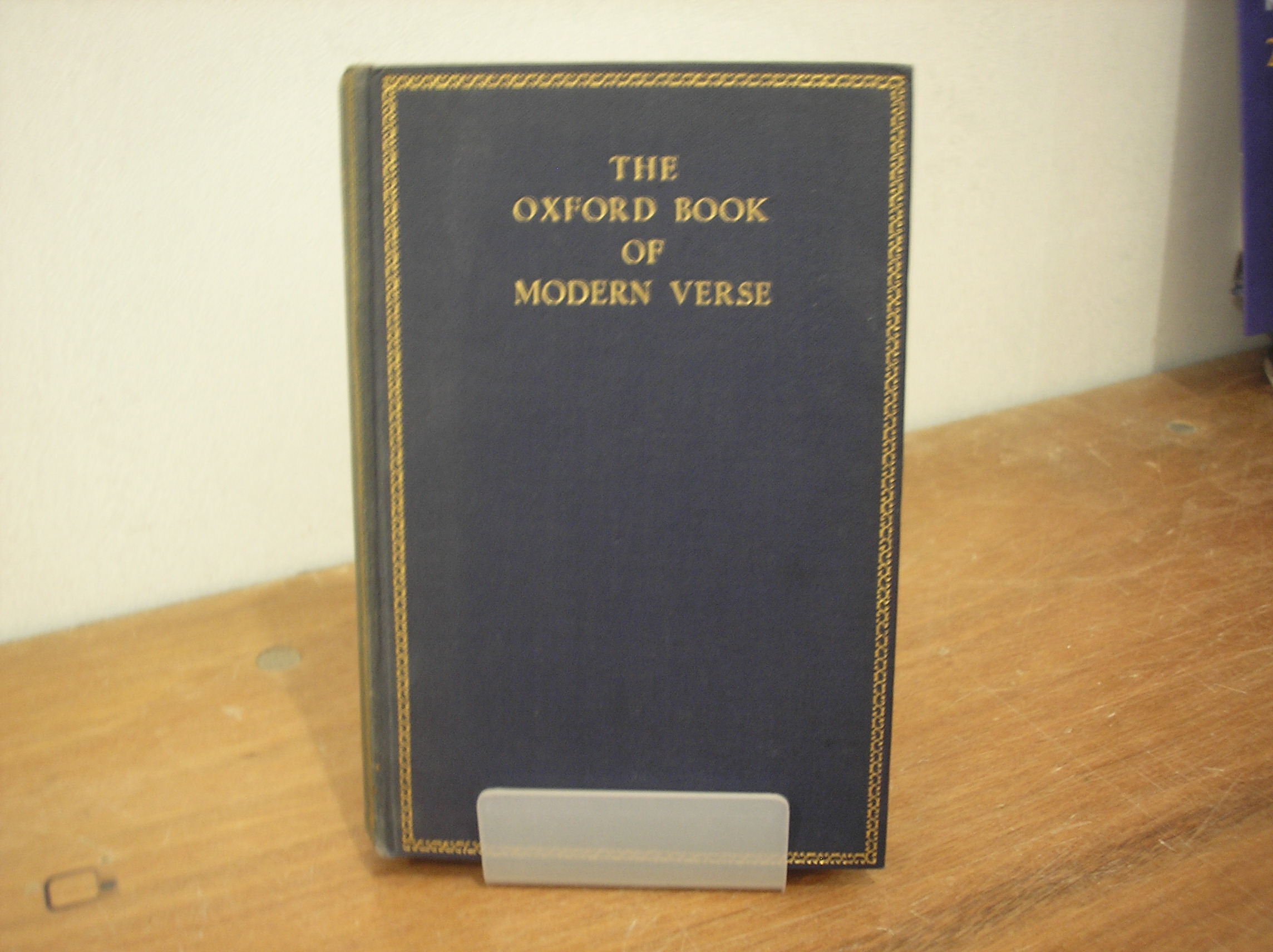 Image 0 of The Oxford Book of Modern Verse 1892-1935