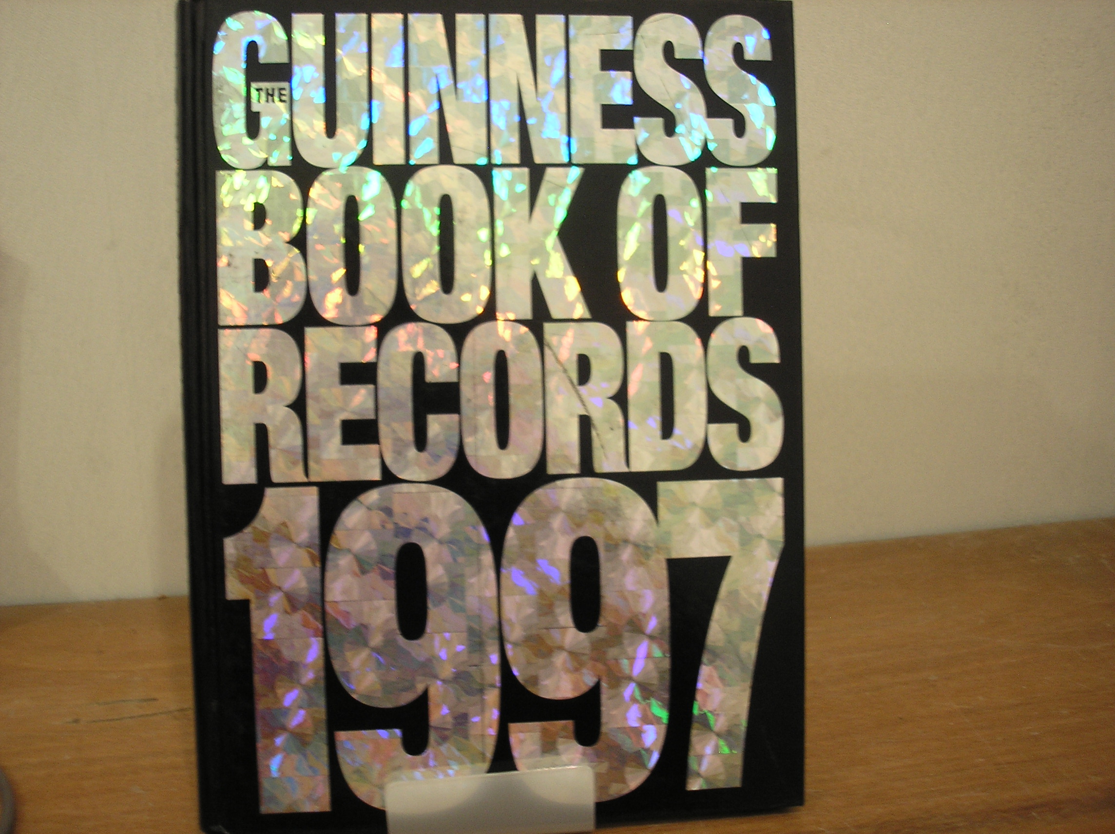 Image 0 of The Guinness Book of Records 1997