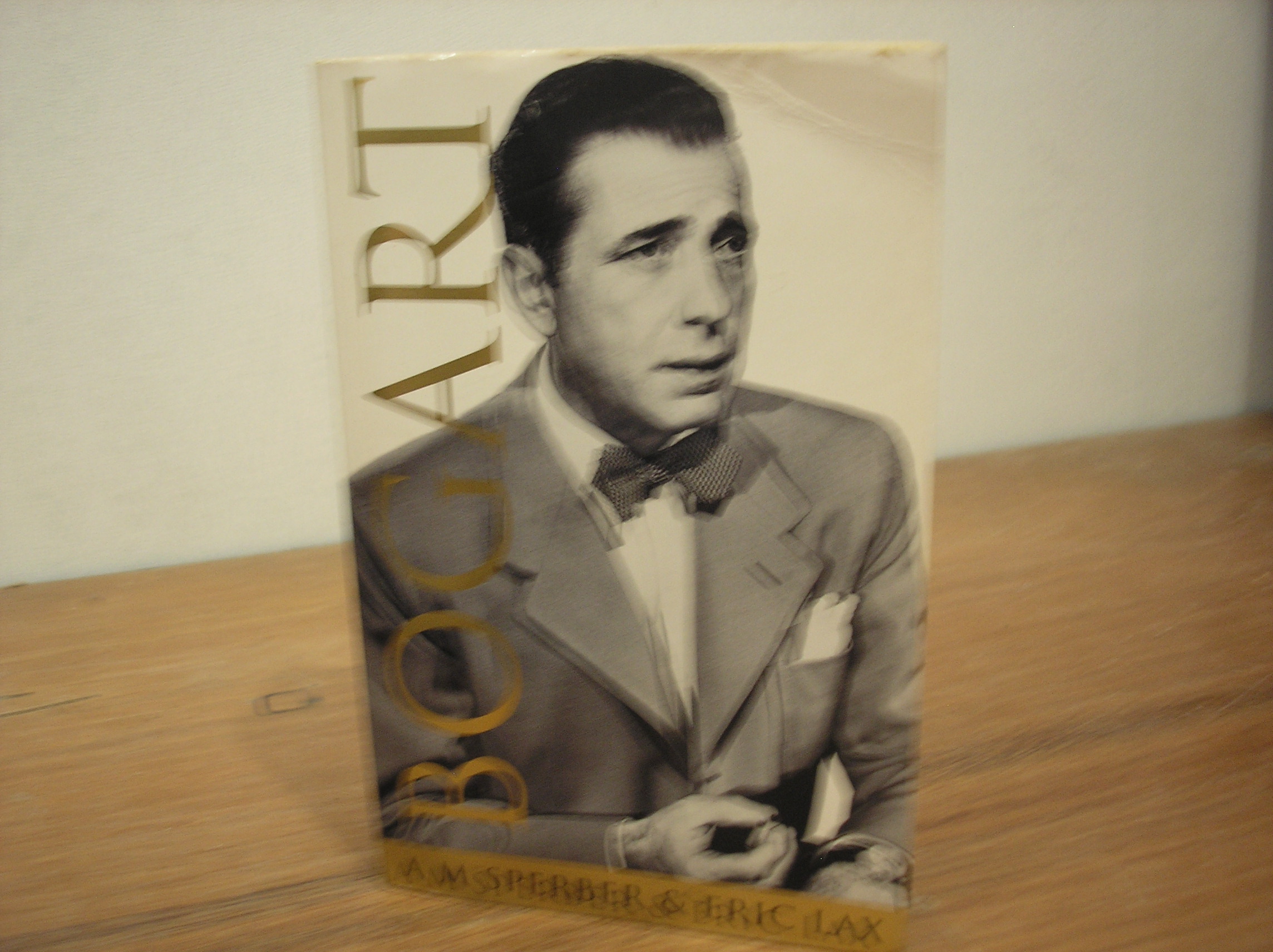 Image 0 of Bogart