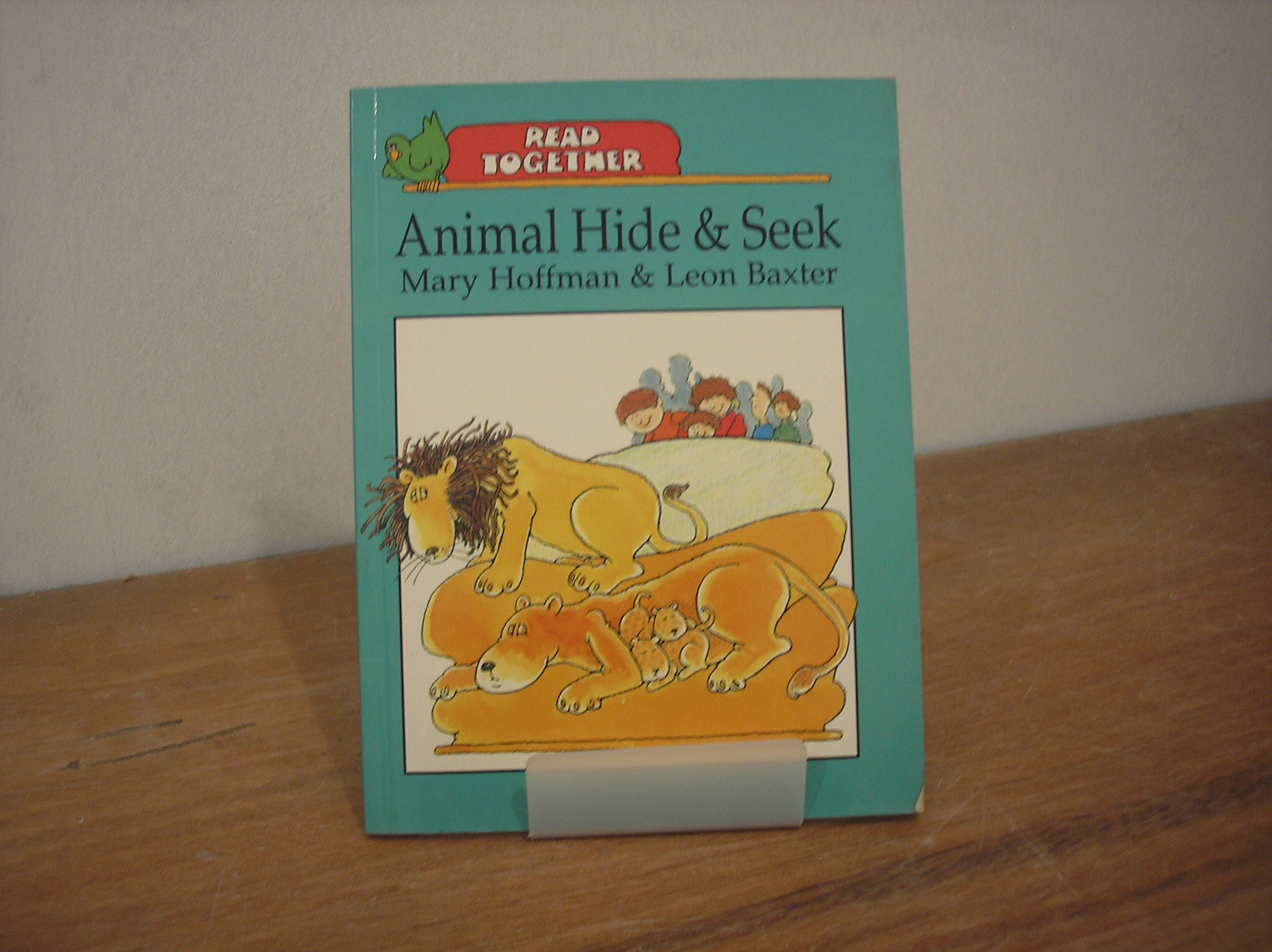 Image 0 of Read Together Animal Hide & Seek