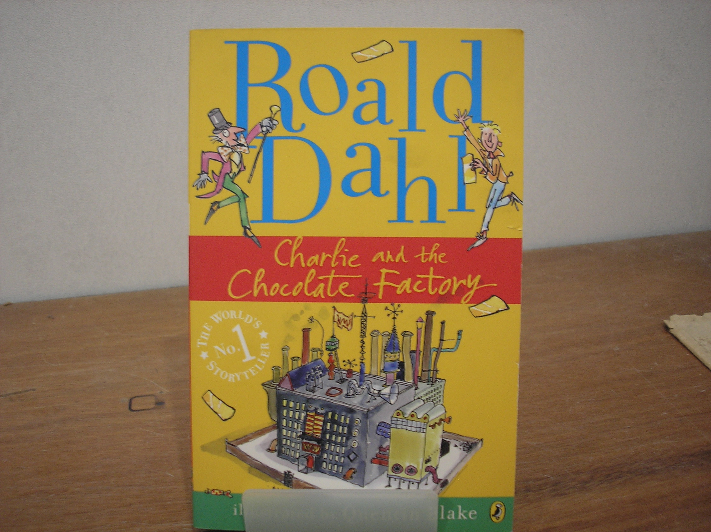 Image 0 of Charlie and the Chocolate Factory