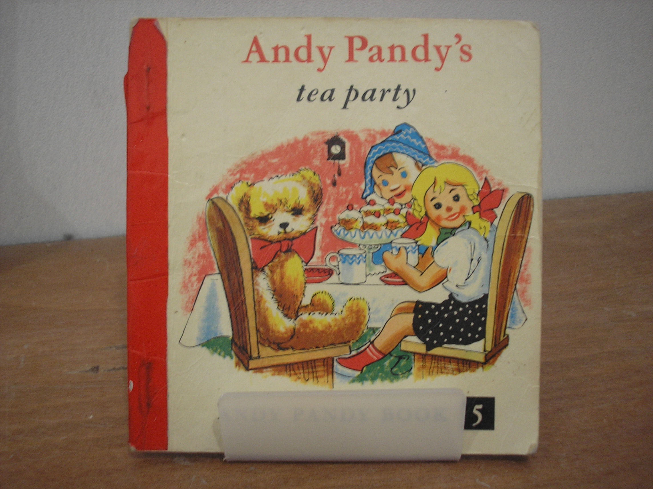 Image 0 of Andy Pandy's tea party