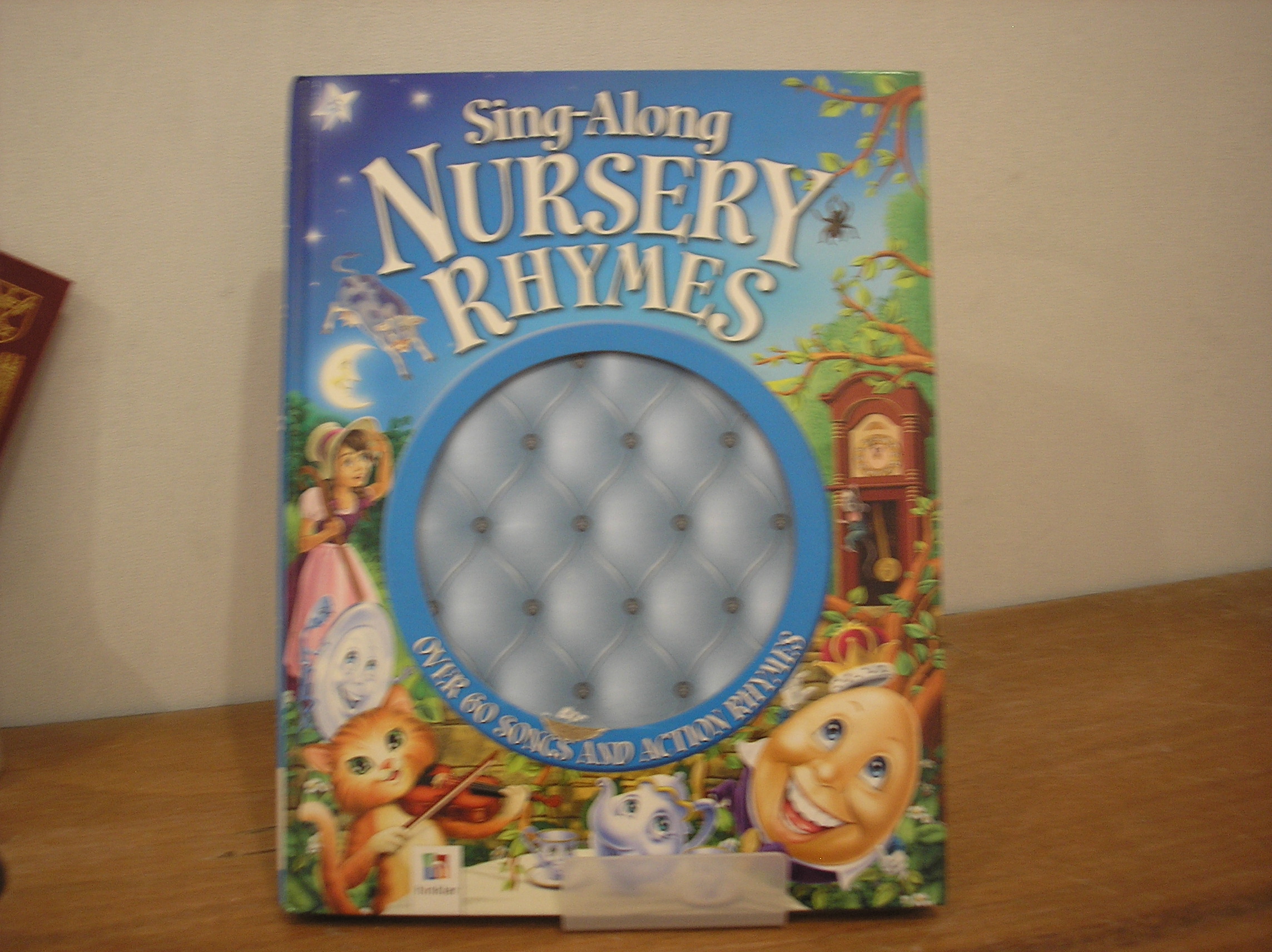 Image 0 of Sing-along Nursery Rhymes Book