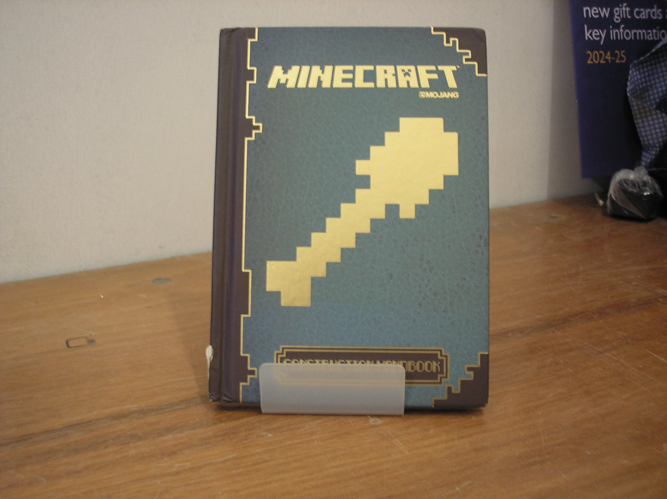 Image 0 of Minecraft: The Official Construction Handbook