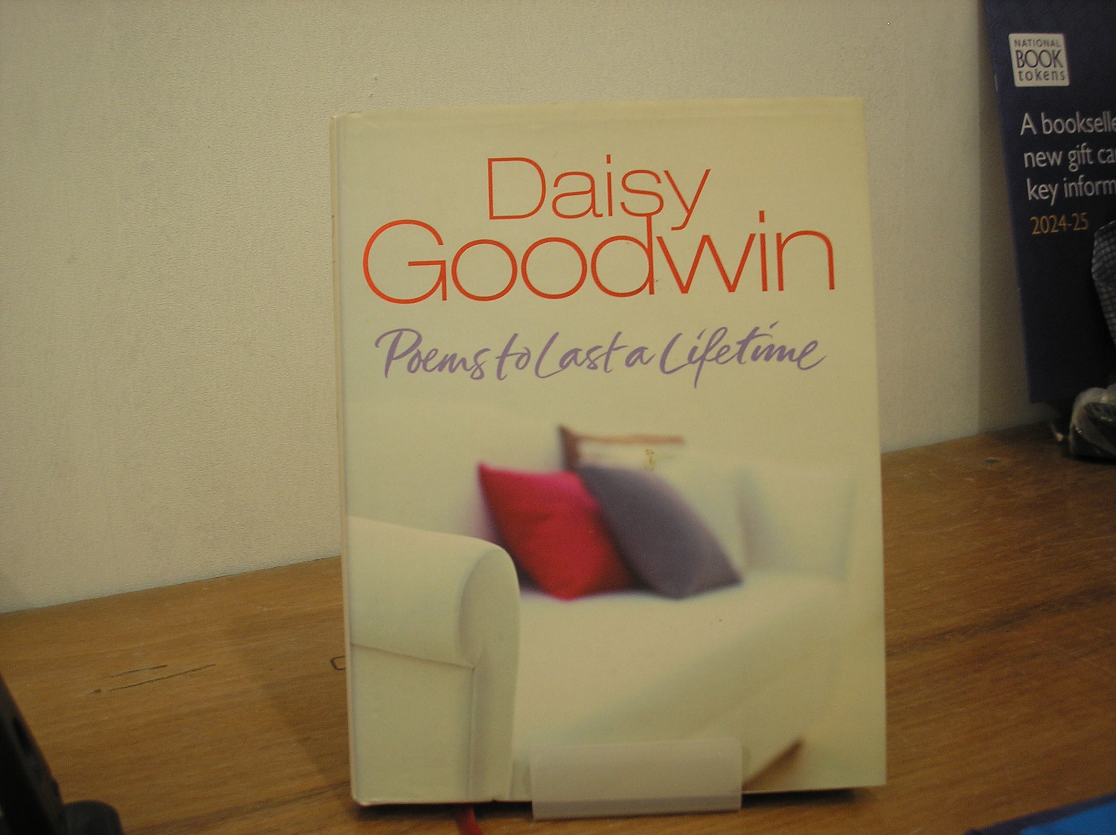 Image 0 of Poems to Last a Lifetime