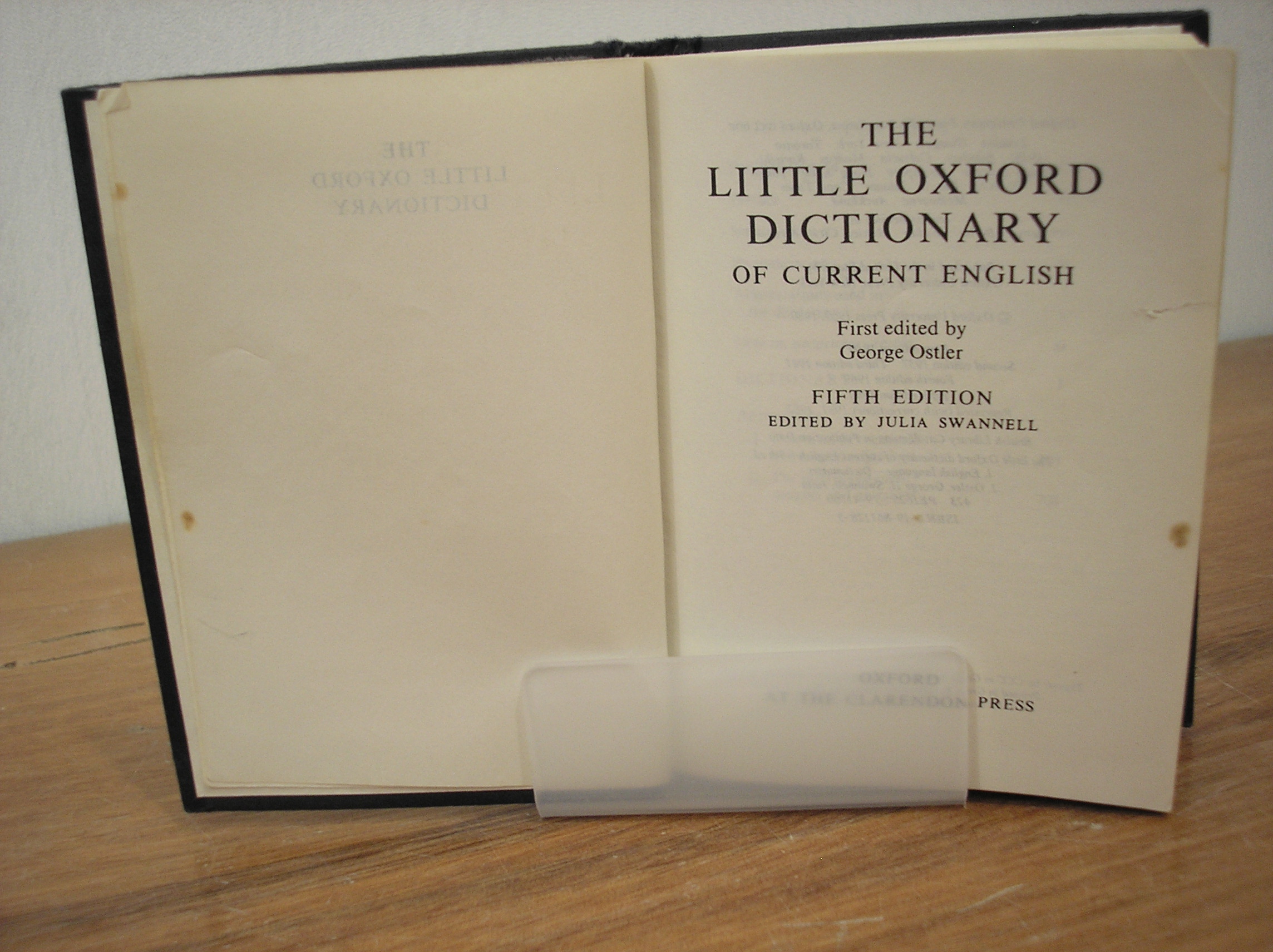 Image 0 of Little Oxford Dictionary