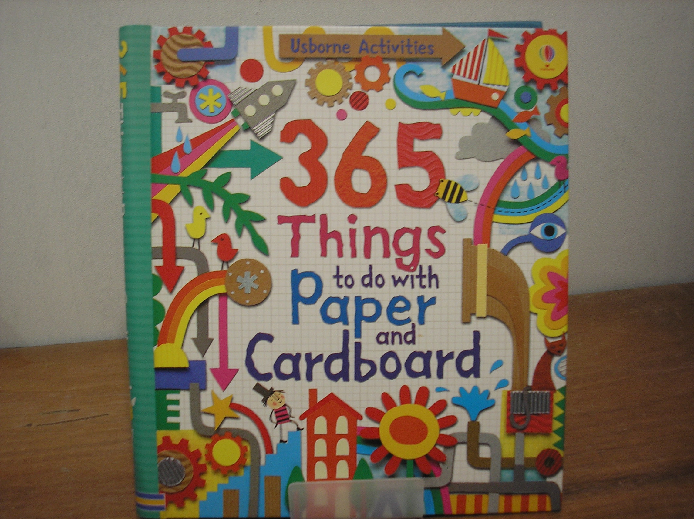 365 Things to Do with Paper and Cardboard