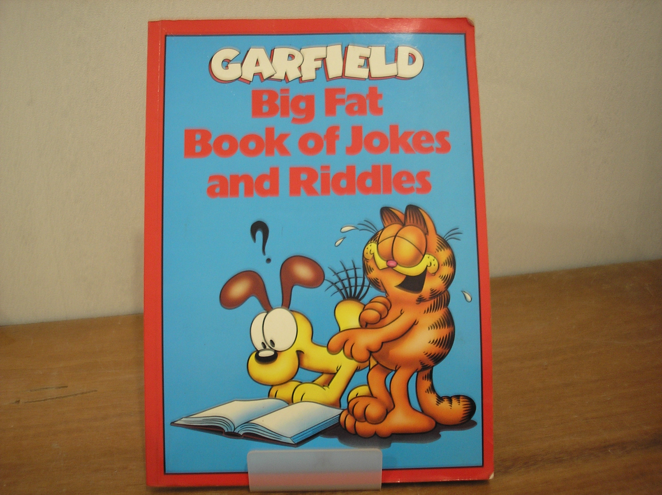 Image 0 of Garfield's Big Fat Book of Jokes and Riddles
