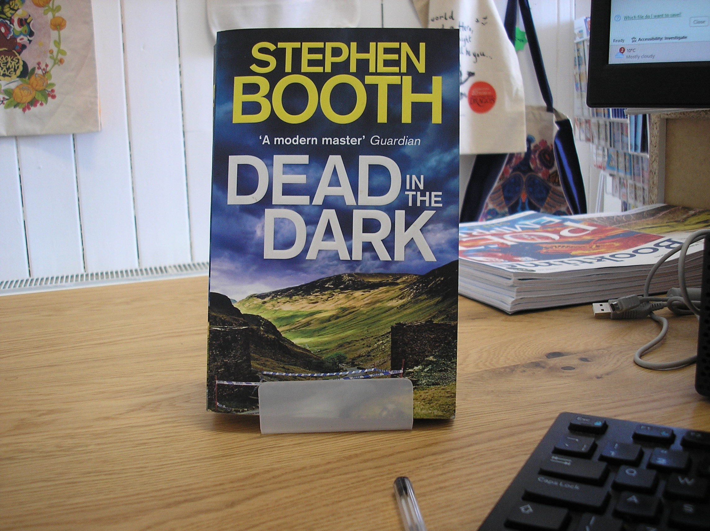 Image 0 of Dead In The Dark