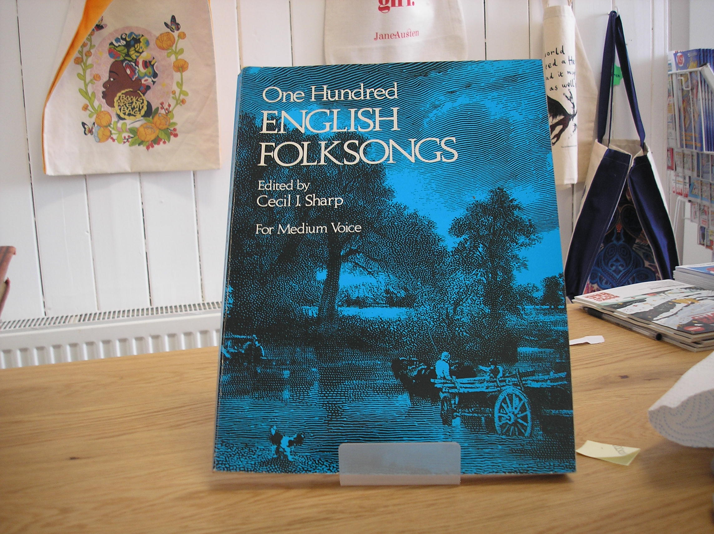 Image 0 of One Hundred English Folk Songs For Medium Voice