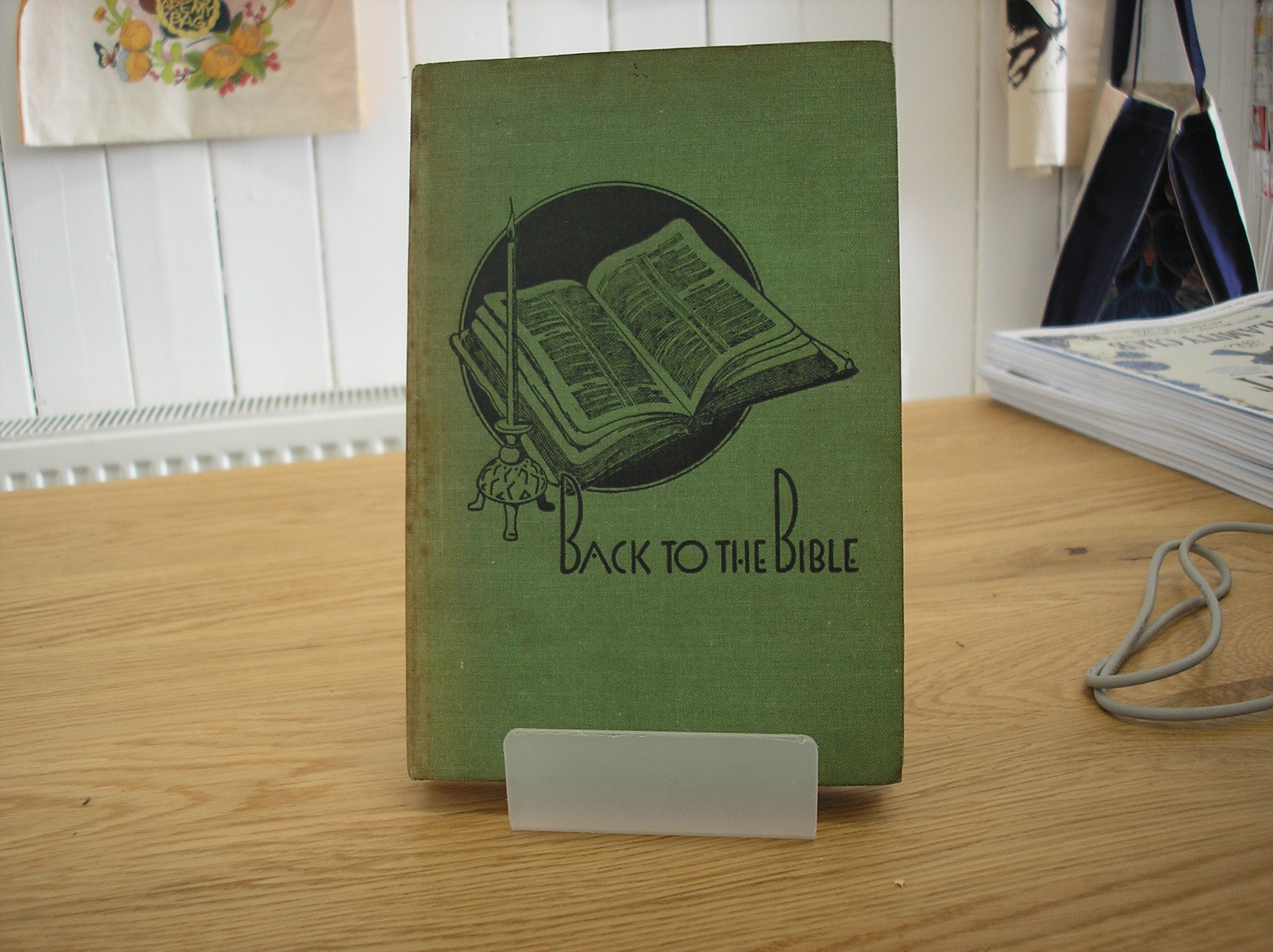 Image 0 of Back To The Bible