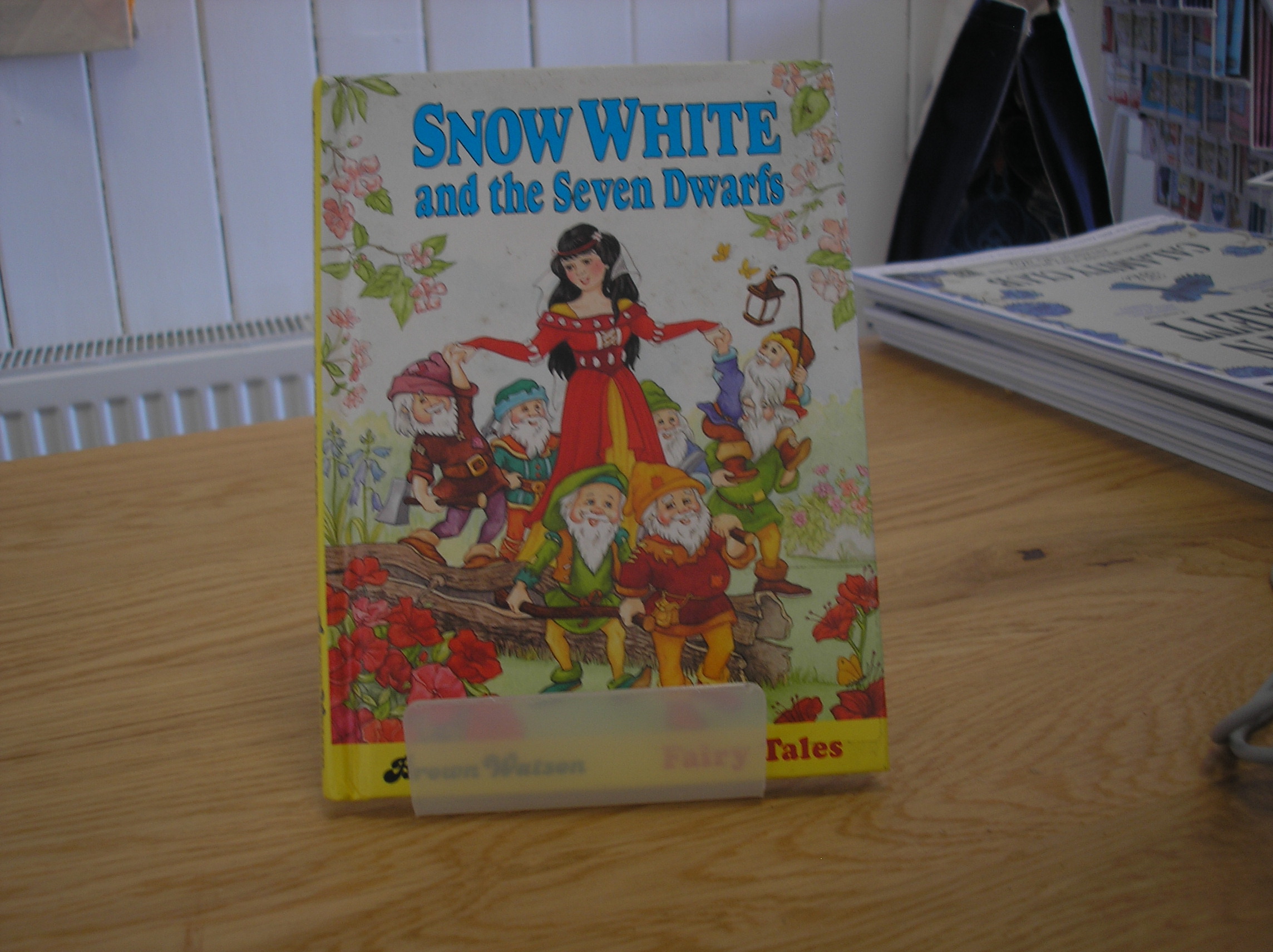 Image 0 of Snow White and the Seven Dwarfs