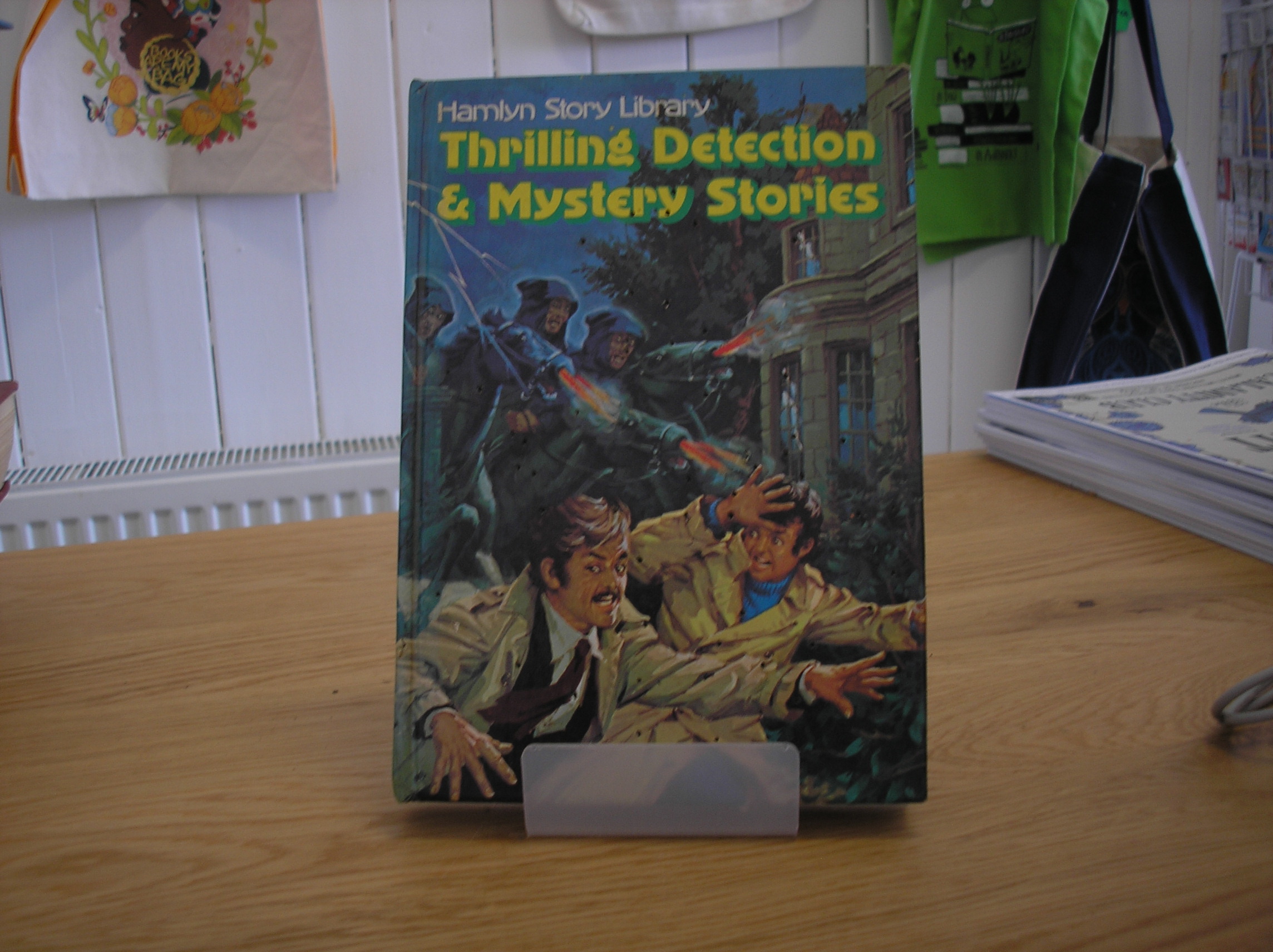 Image 0 of Hamlyn Story Library Thrilling Detection & Mystery Stories
