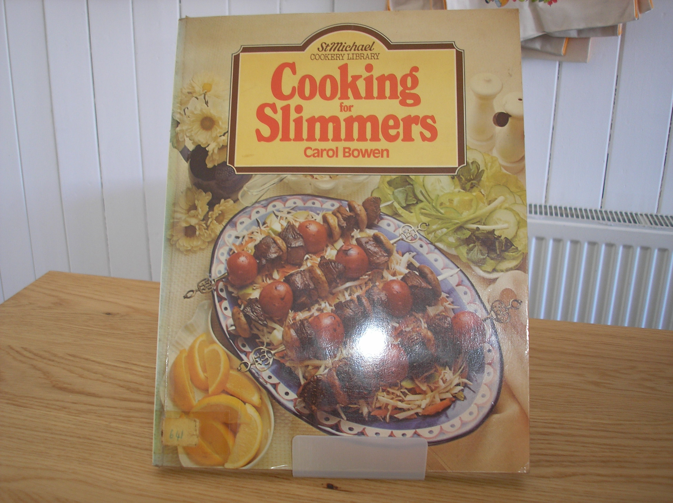 Image 0 of Cooking for Slimmers
