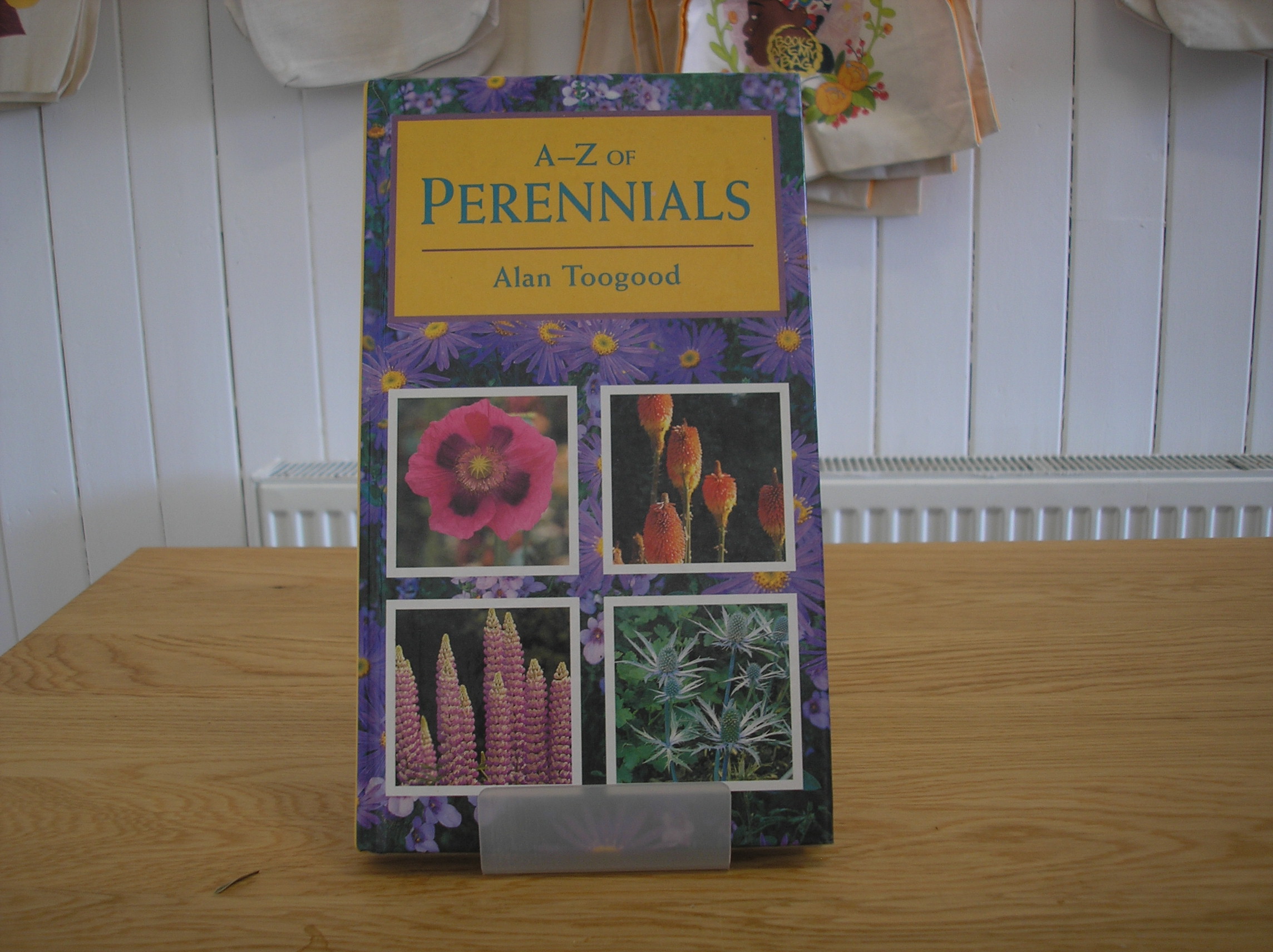 Image 0 of A-Z Of Perennials