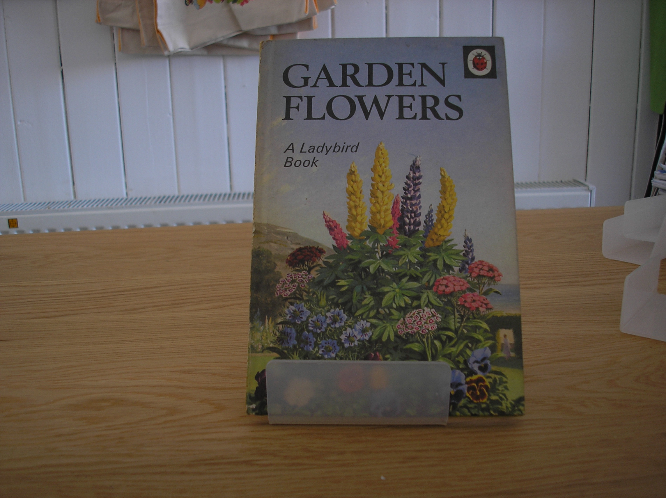 Image 0 of Garden Flowers