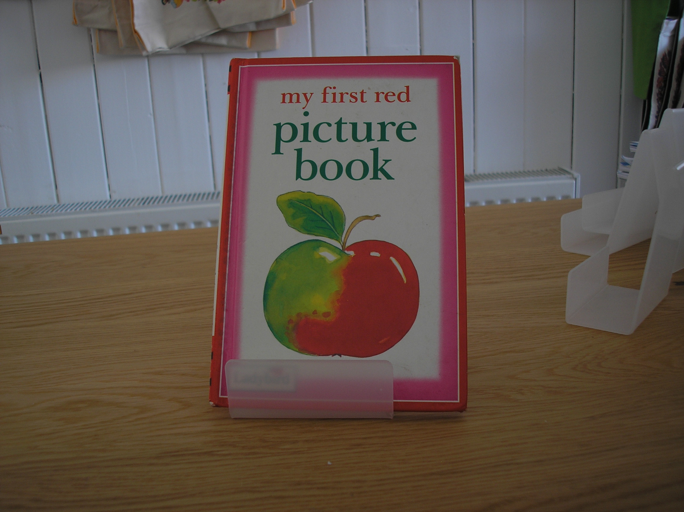 Image 0 of My first red picture book