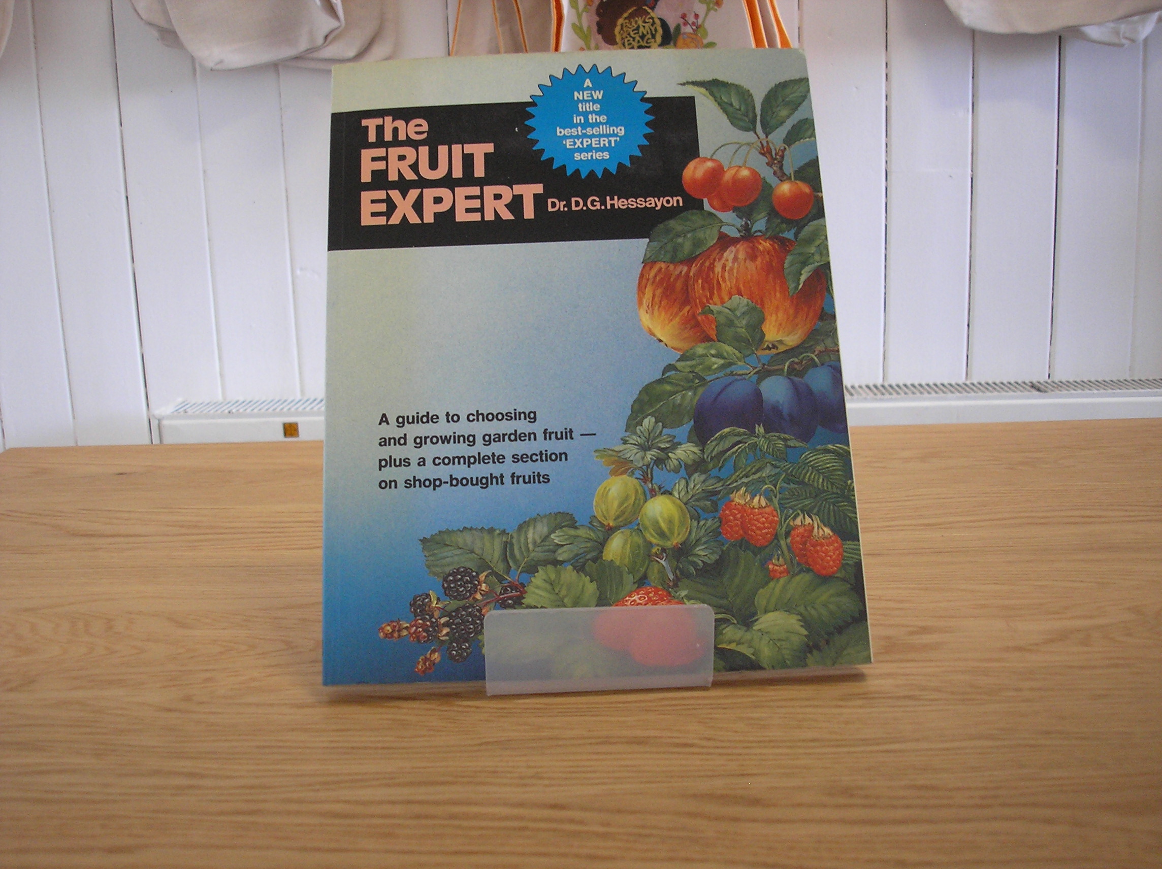 Image 0 of The Fruit Expert