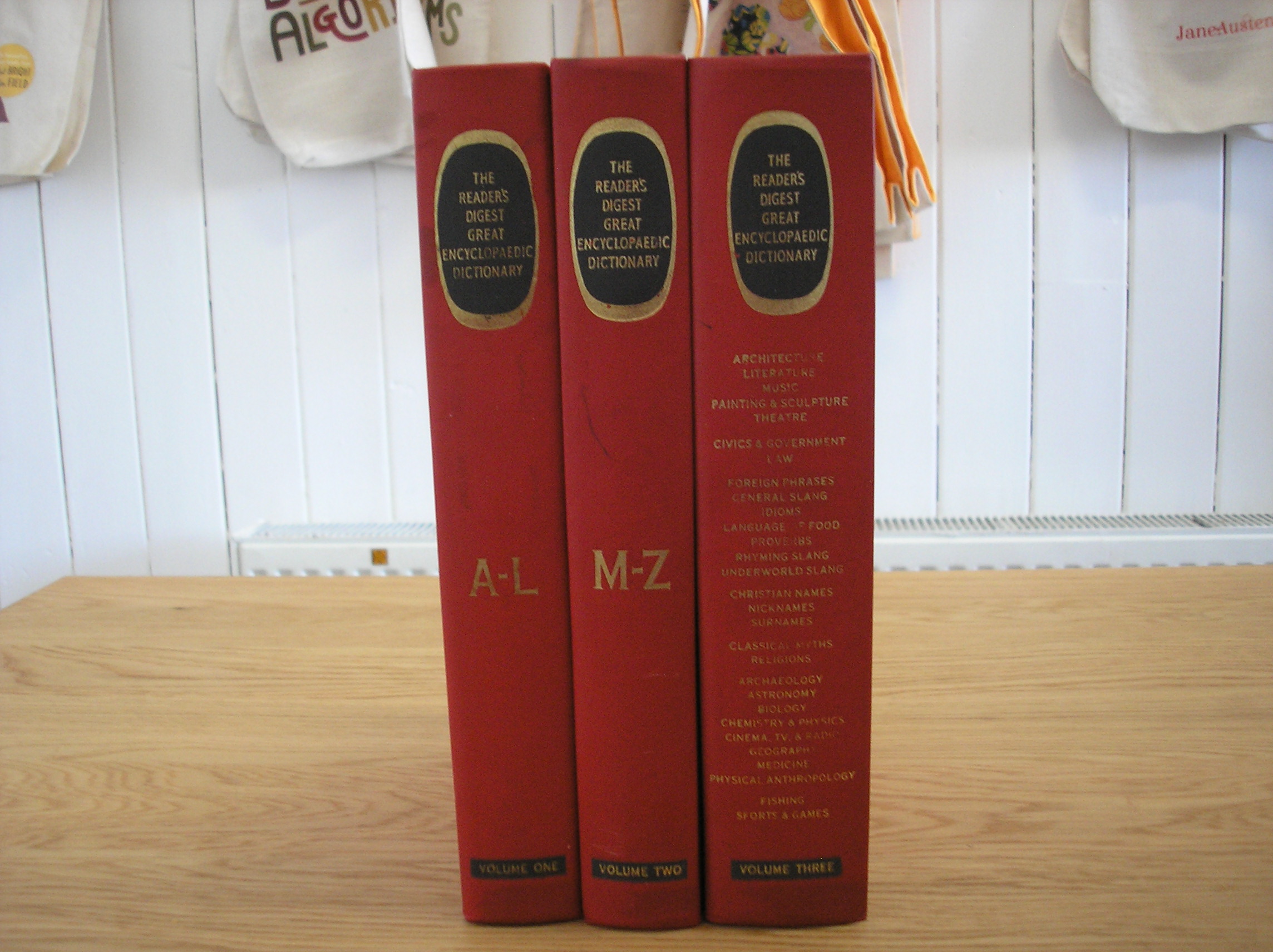 Image 0 of The Reader's Digest Great Encyclopaedic Dictionary In 3 Volumes (All 3 Volumes)