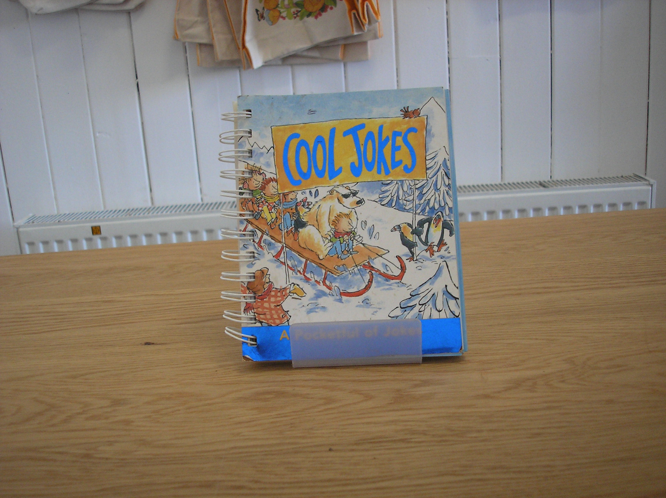 Image 0 of Cool Jokes A Pocketful of Jokes