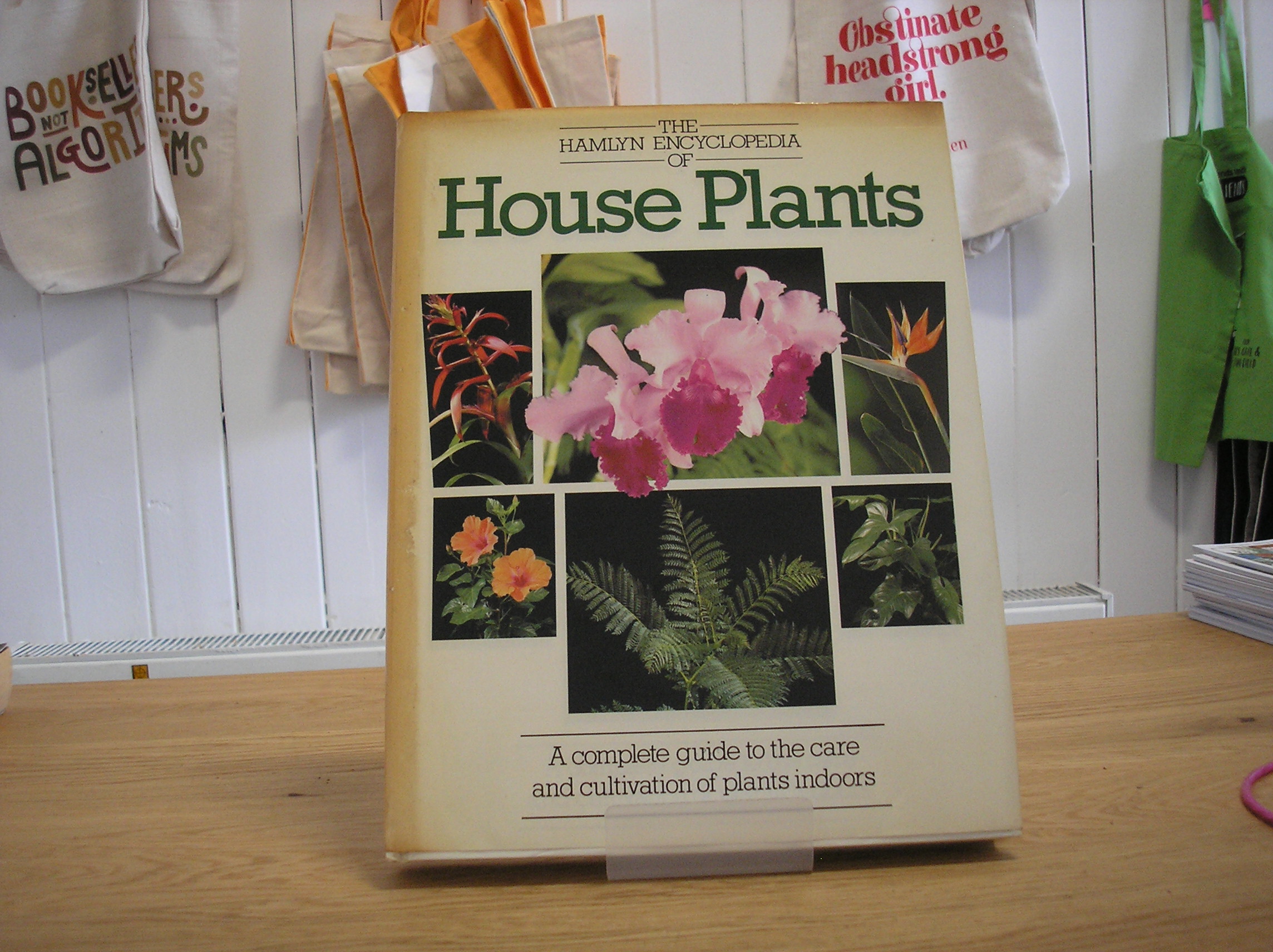 Image 0 of The Hamlyn Encyclopedia Of House Plants