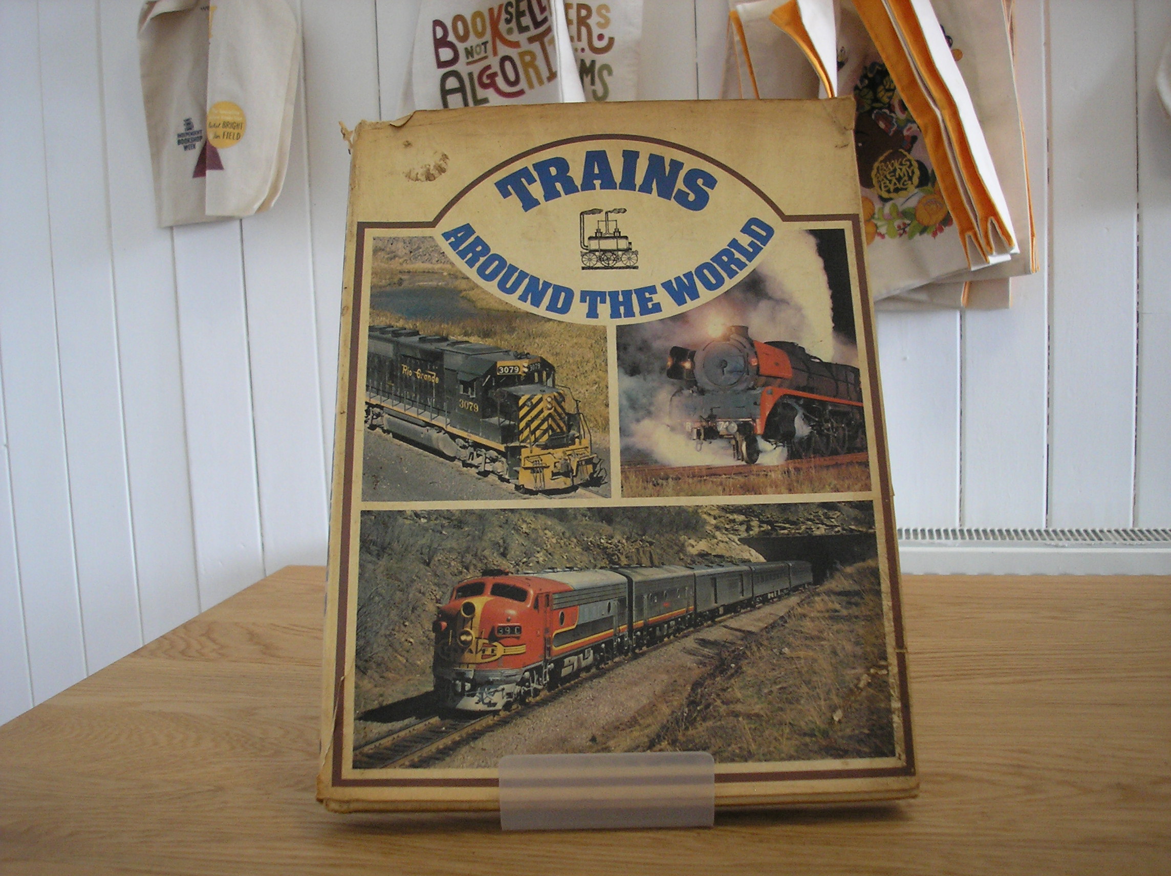 Image 0 of Trains Around The World