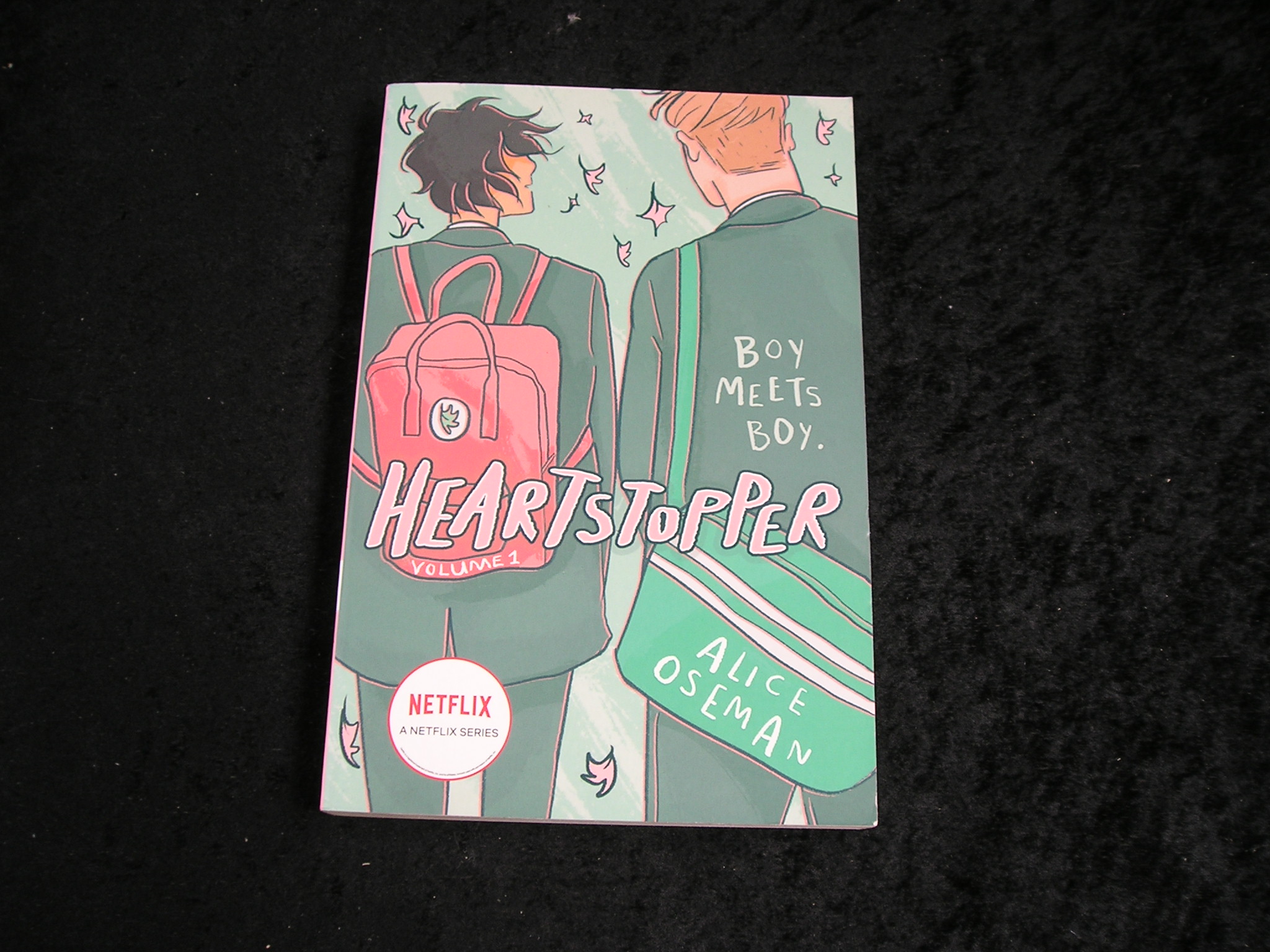 Image 0 of Heartstopper Volume 1