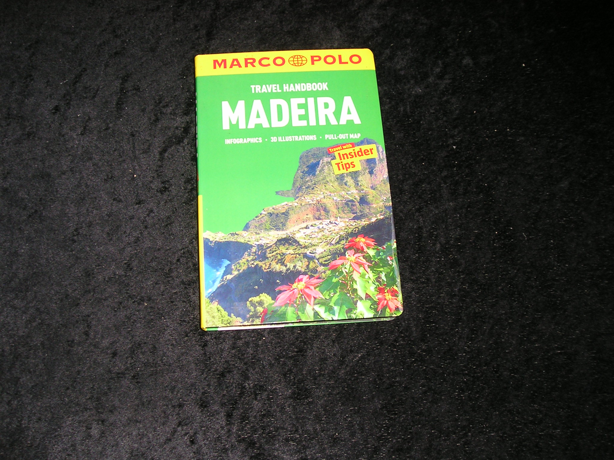 Image 0 of Travel Handbook Madeira