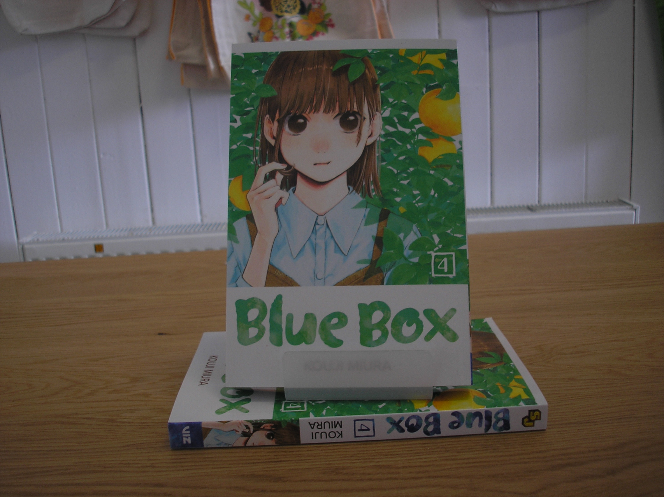 Image 0 of Blue Box Vol 4