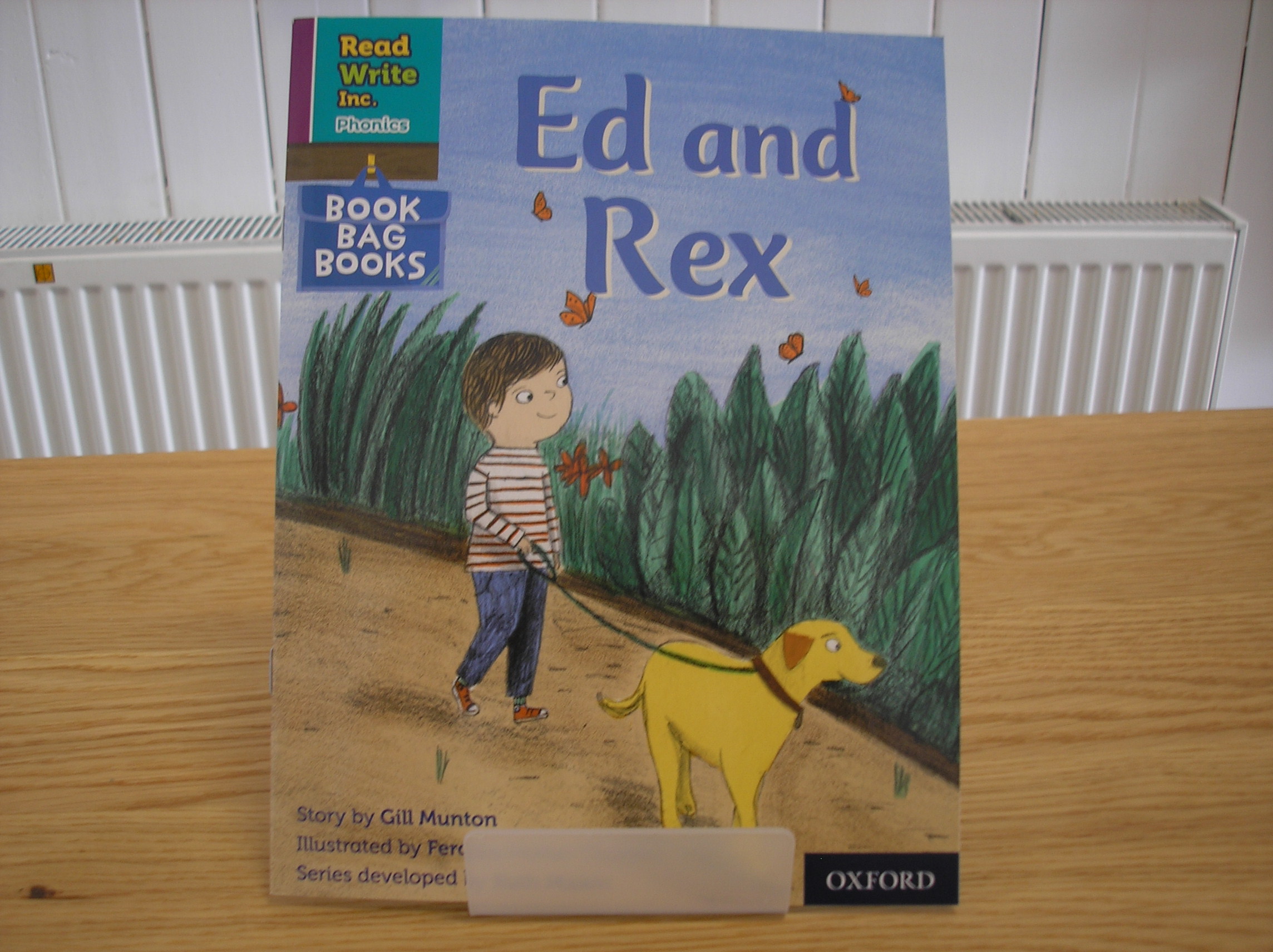 Image 0 of Read Write Inc. Phonics: Ed and Rex (Purple Set 2 Book Bag Book 10)