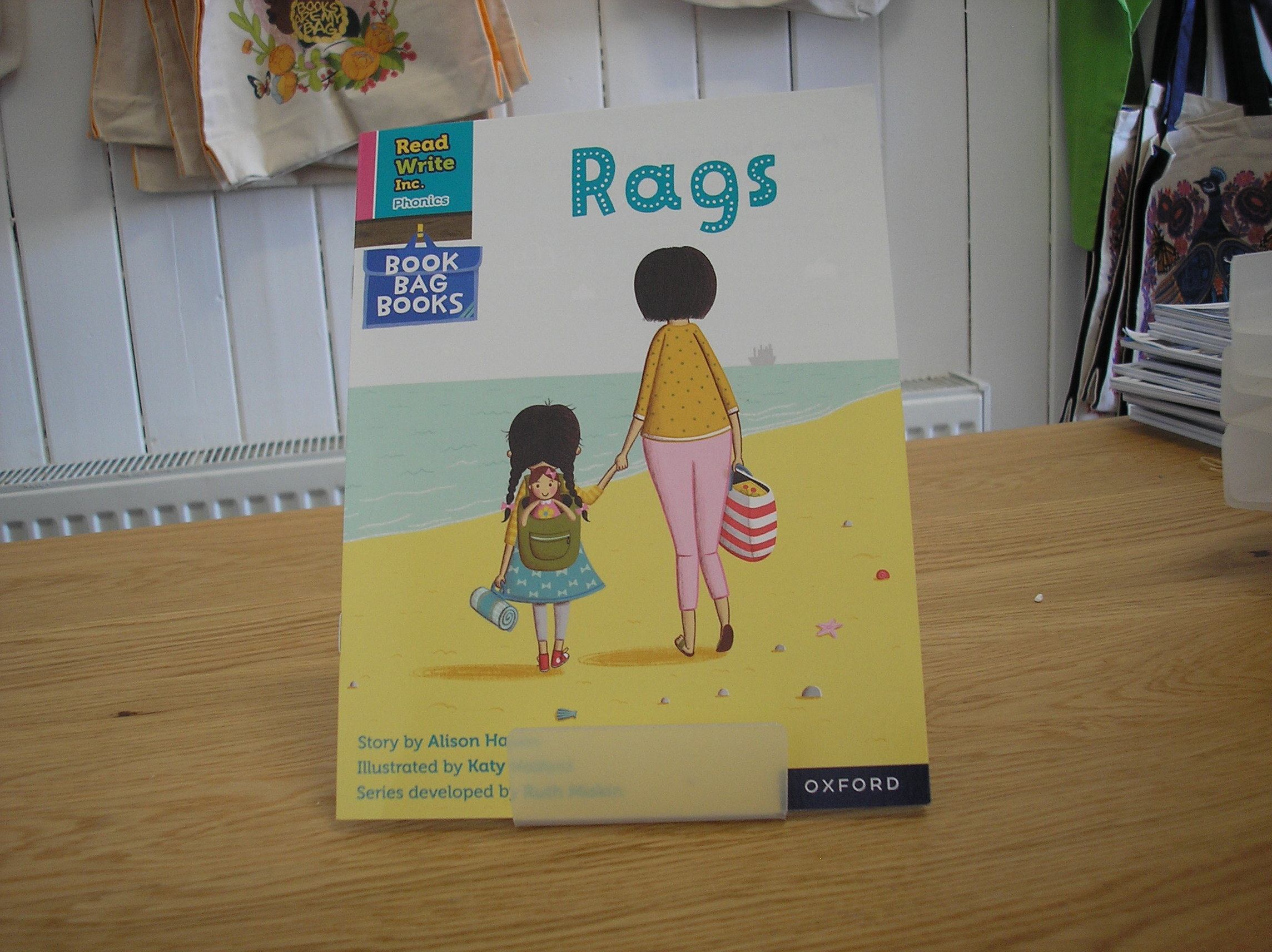 Image 0 of Read Write Inc. Phonics Rags Set 3 Book 3