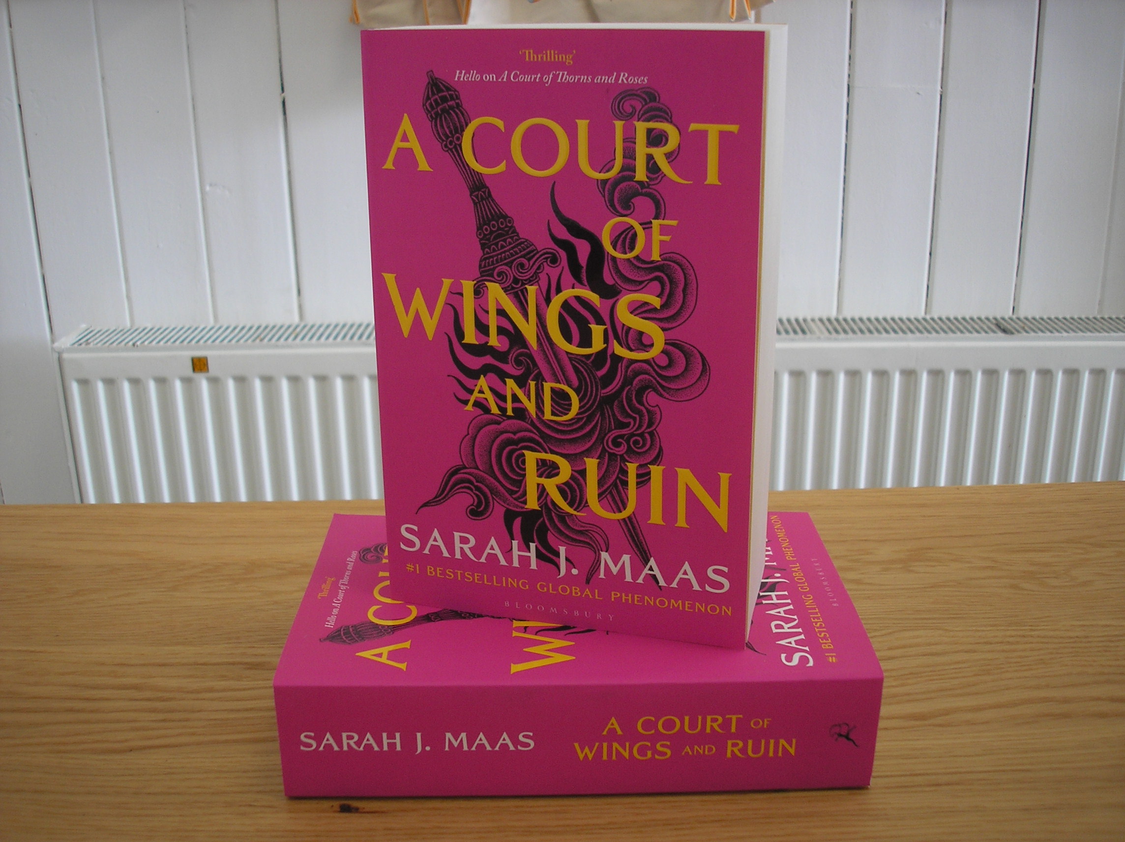 Image 0 of A Court of Wings and Ruin