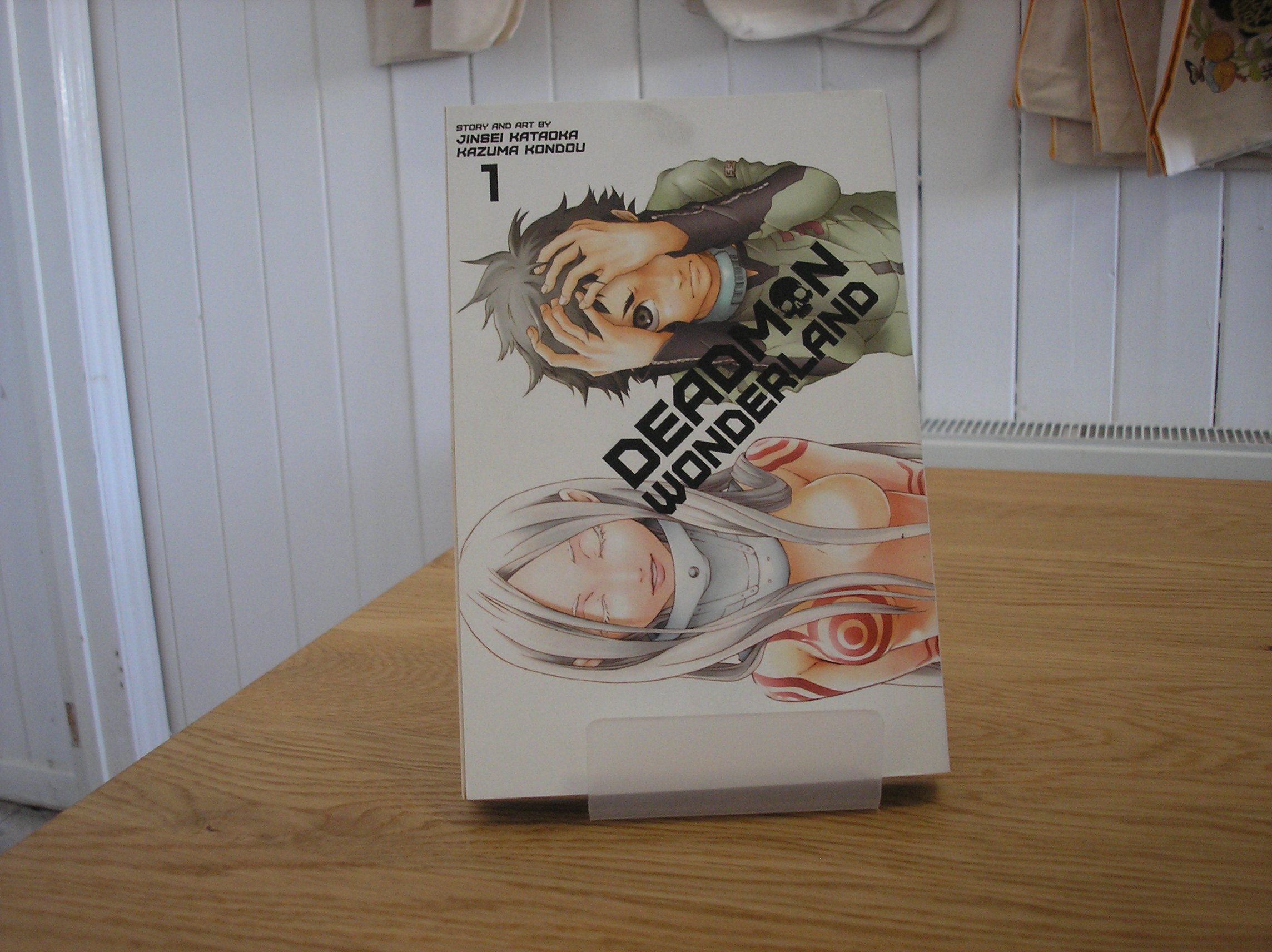 Image 0 of Deadman Wonderland Volume 1