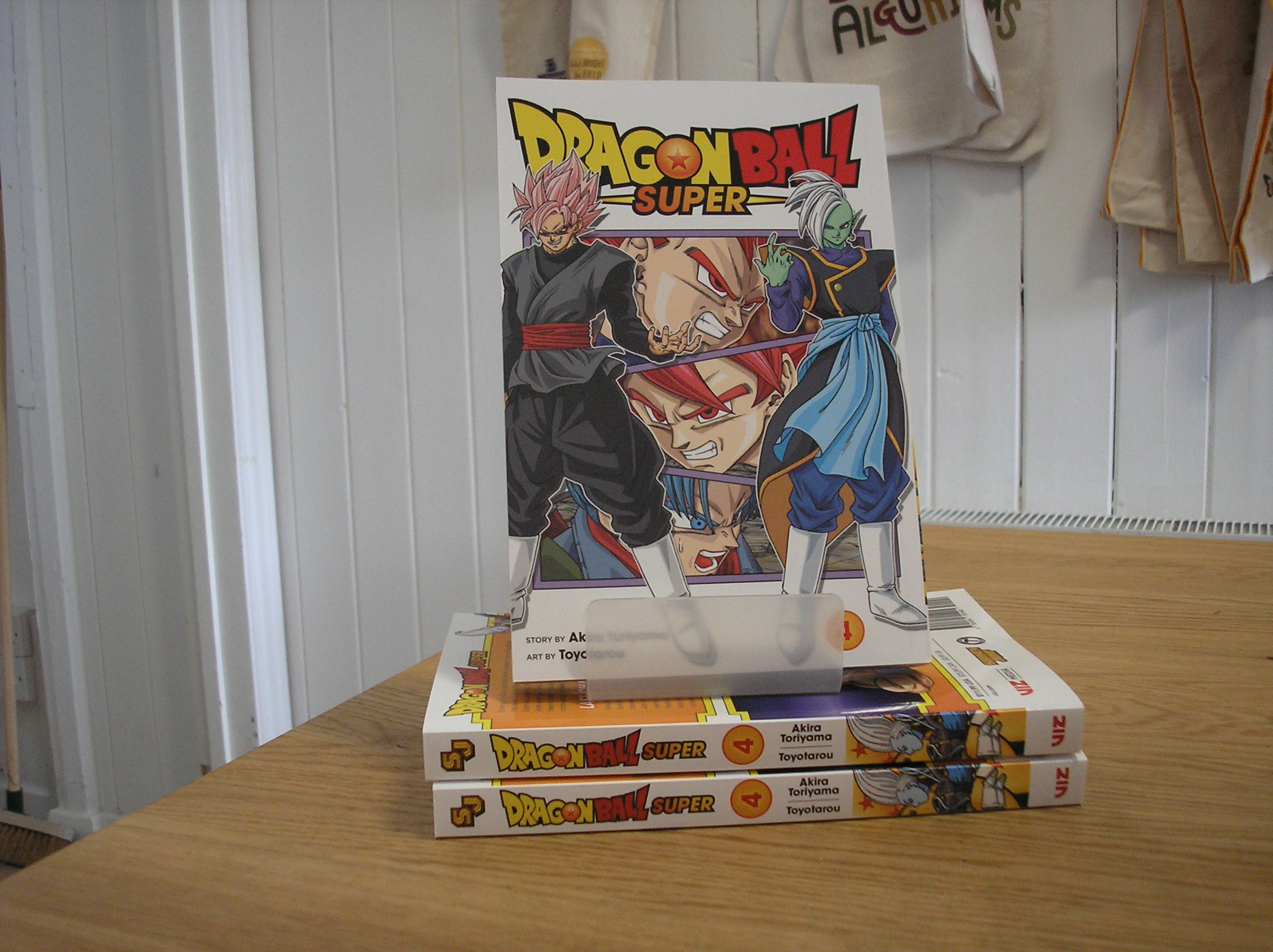 Image 0 of Dragonball Super Vol 4