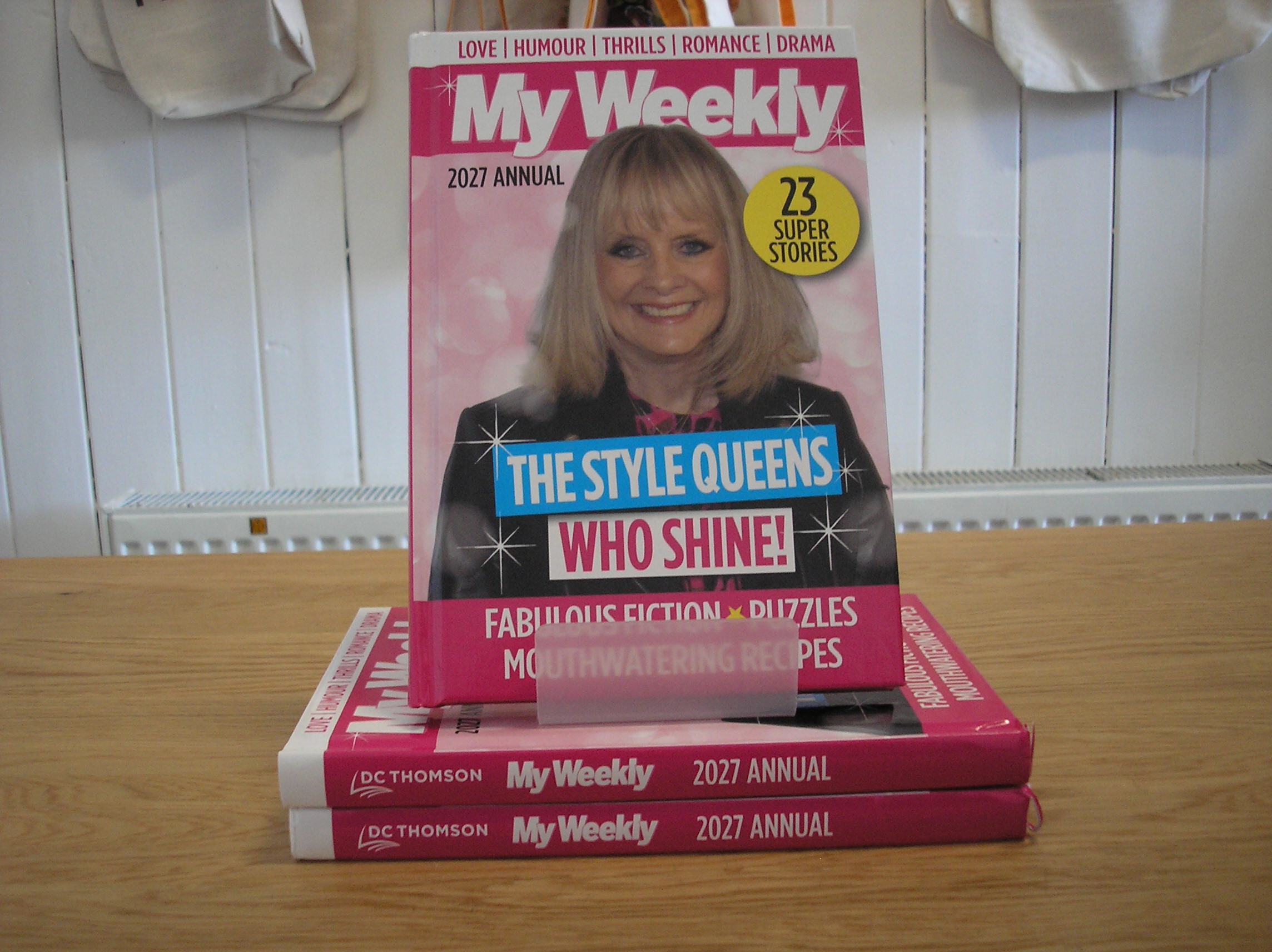 Image 0 of My Weekly 2027 Annual